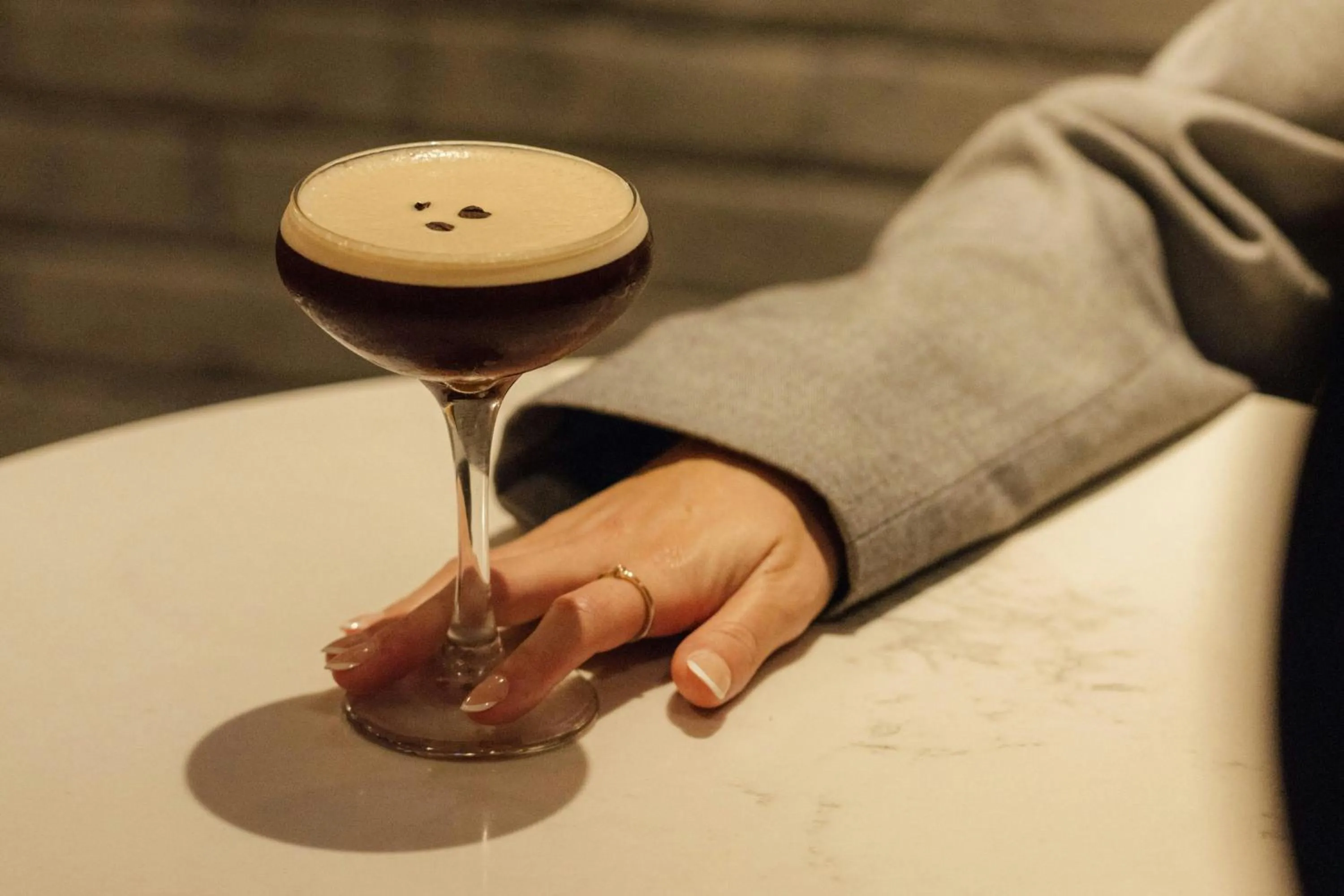 Lounge or bar in THE MIDLAND HOTEL, Chicago, a Tribute Portfolio Hotel