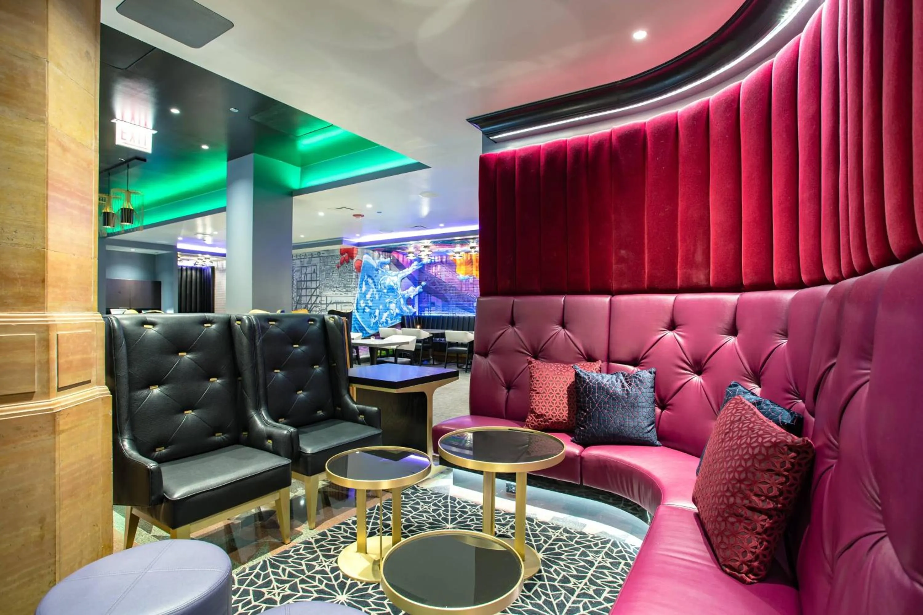 Living room in THE MIDLAND HOTEL, Chicago, a Tribute Portfolio Hotel