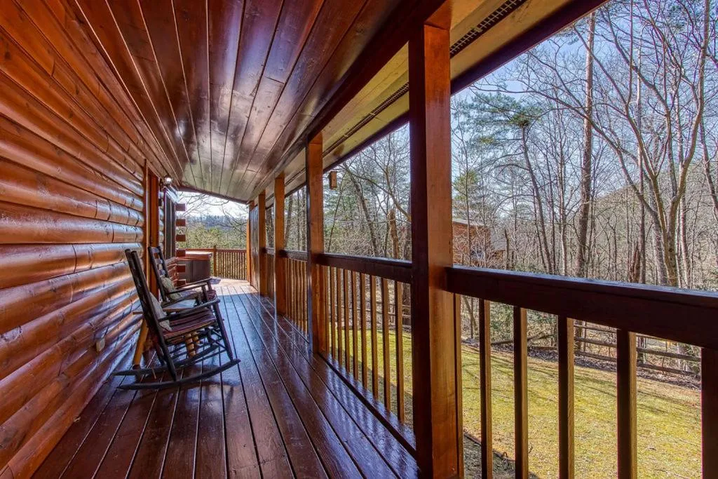 Sugar Bear Lodge, Hot Tub, WIFI, 560 FREE tickets each paid day