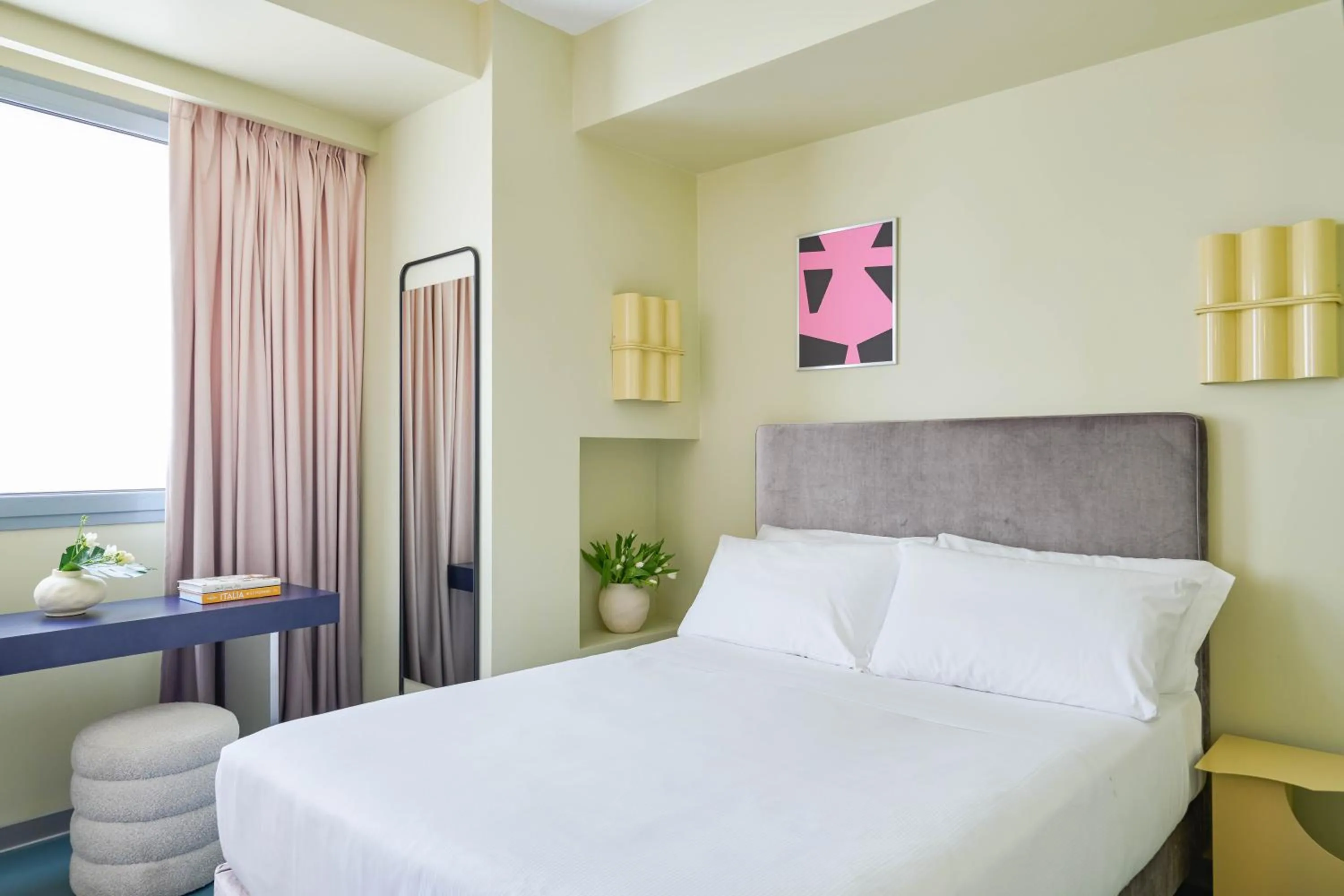 Bed in Moderno Hotel Roma - Adults Only