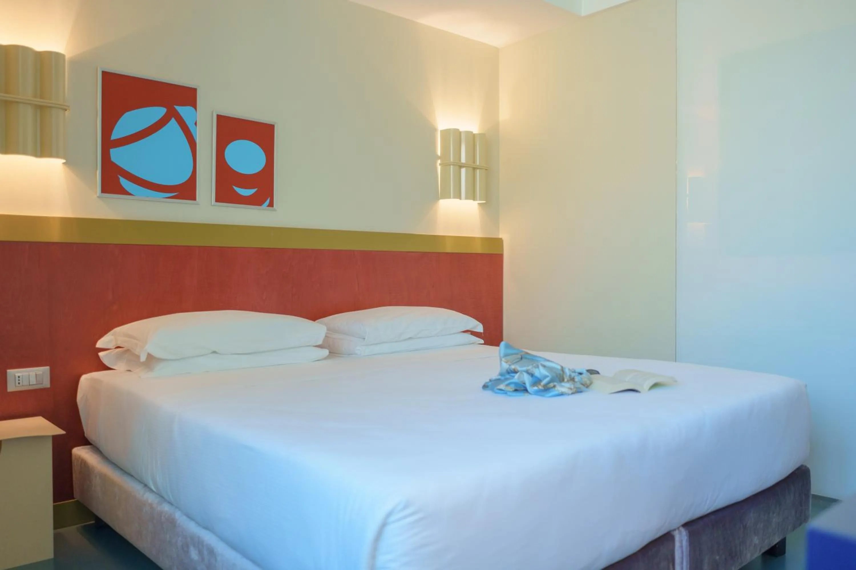 Bed in Moderno Hotel Roma - Adults Only