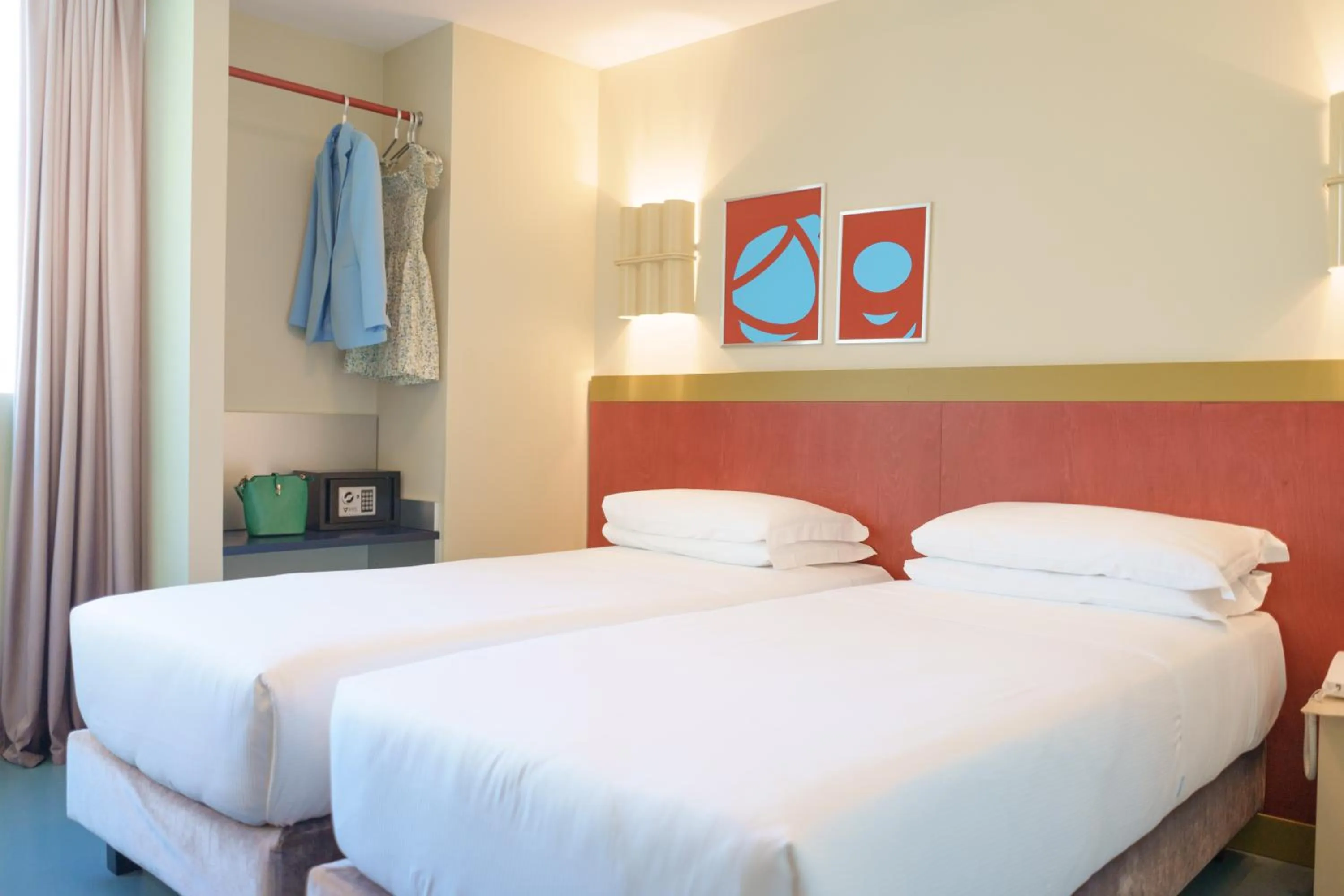 Bed in Moderno Hotel Roma - Adults Only