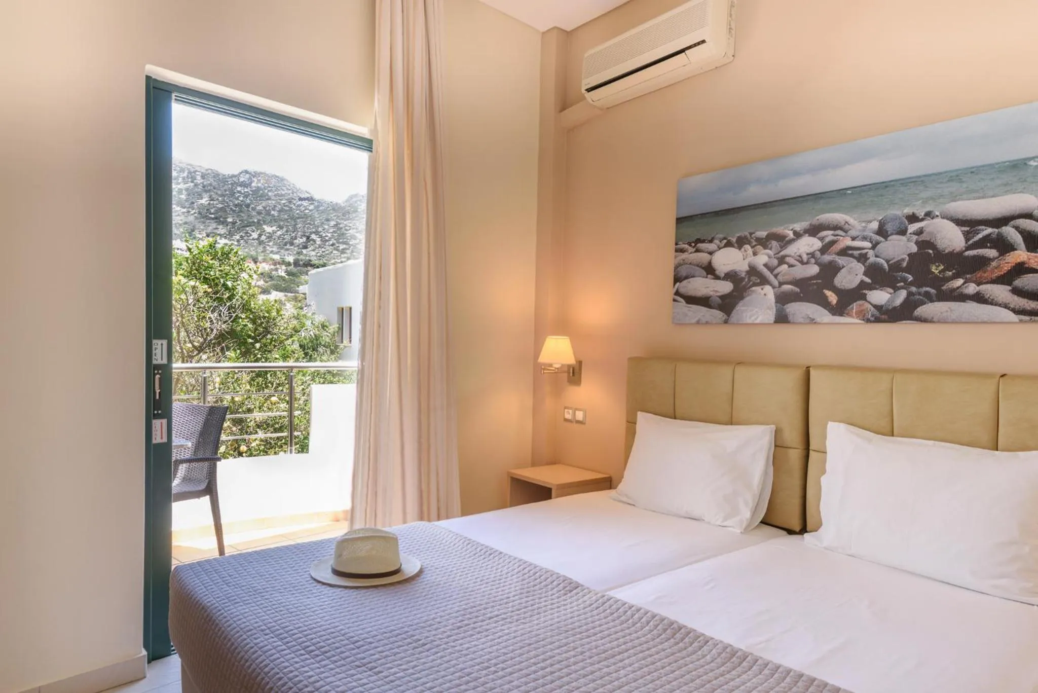 Bedroom, Bed in Hotel Poseidon