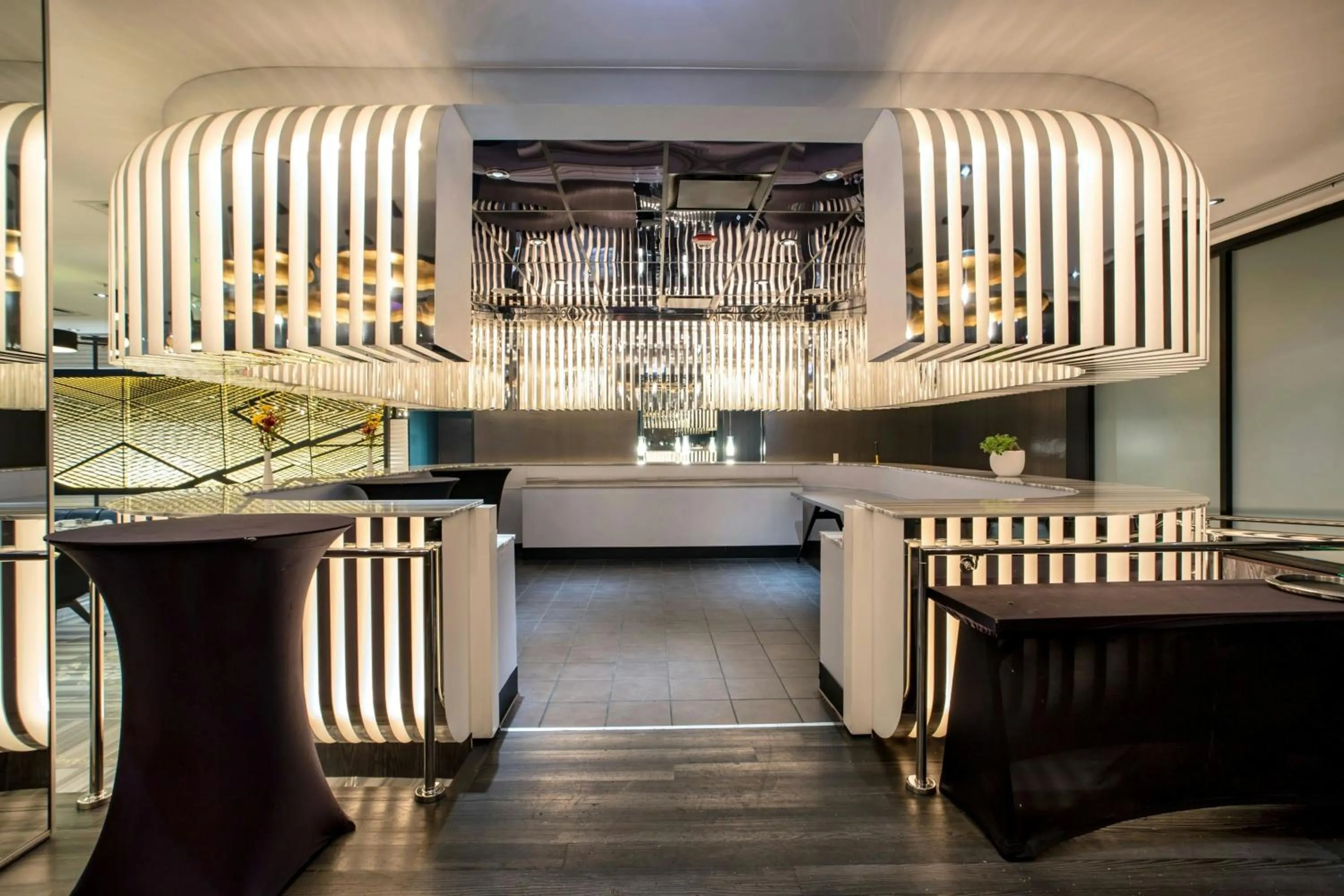 Restaurant/places to eat in The Wade