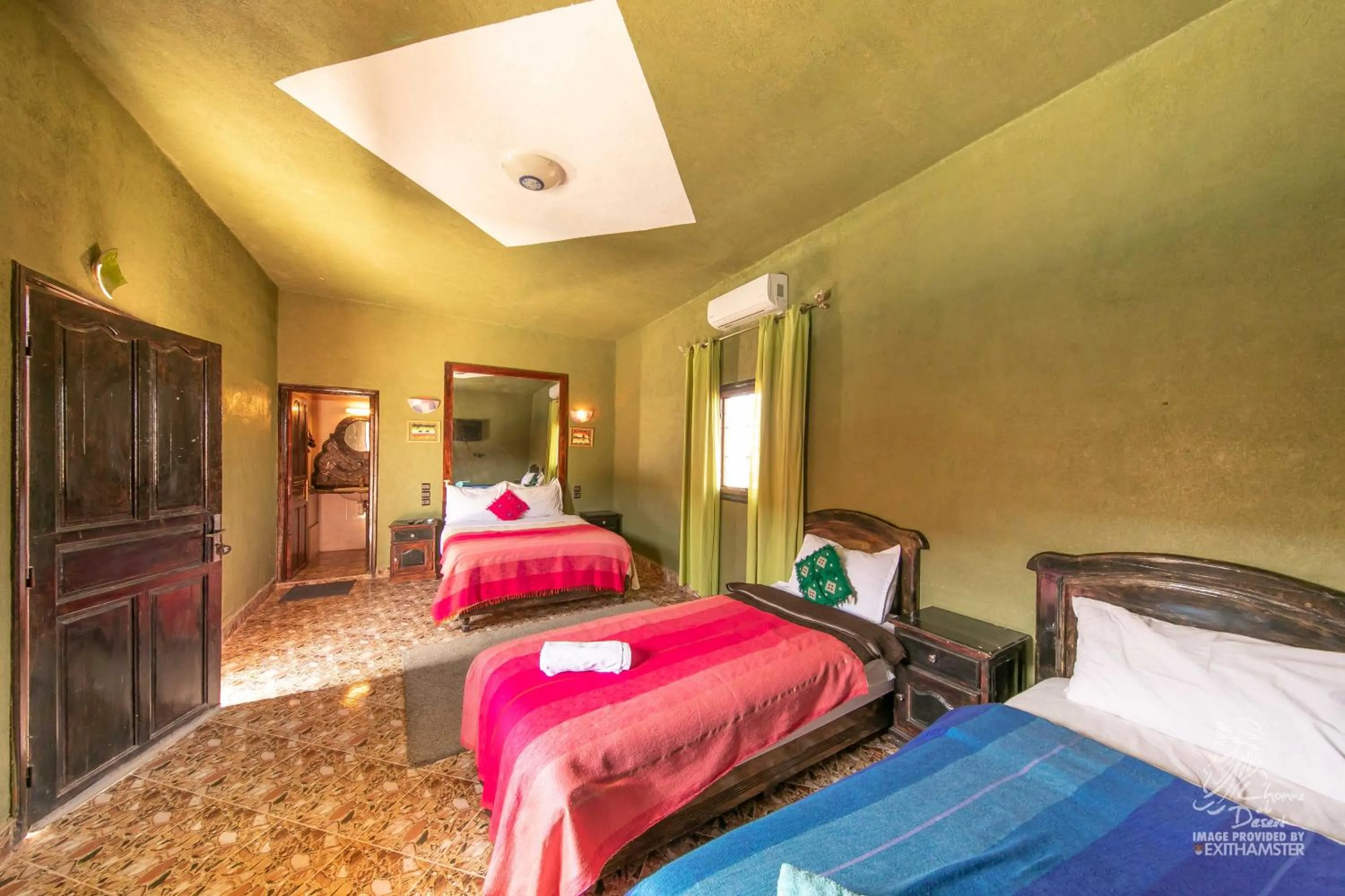 Bedroom, Bed in L'homme Du Désert A Merzouga