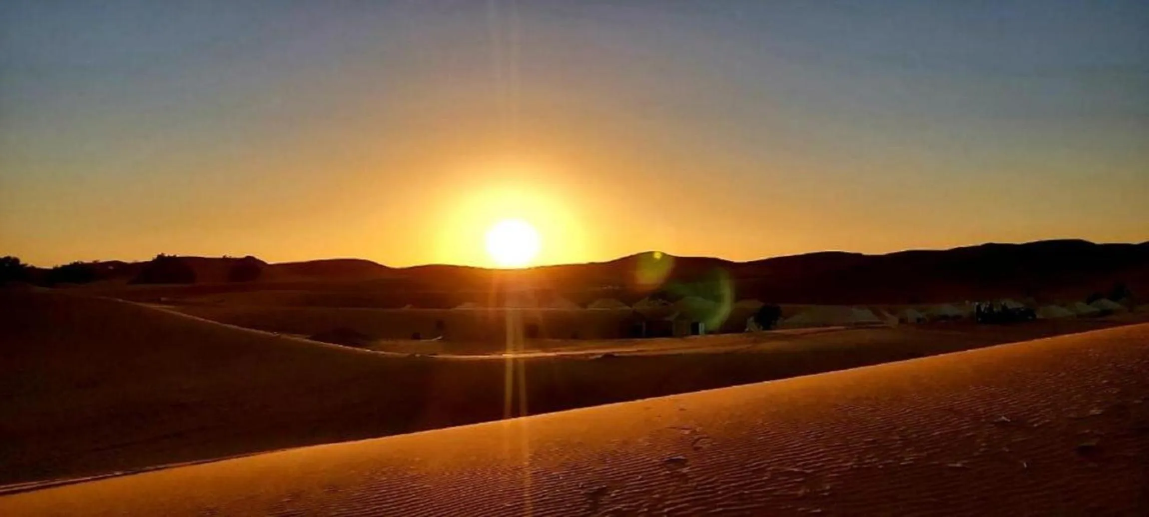 Sunset in L'homme Du Désert A Merzouga