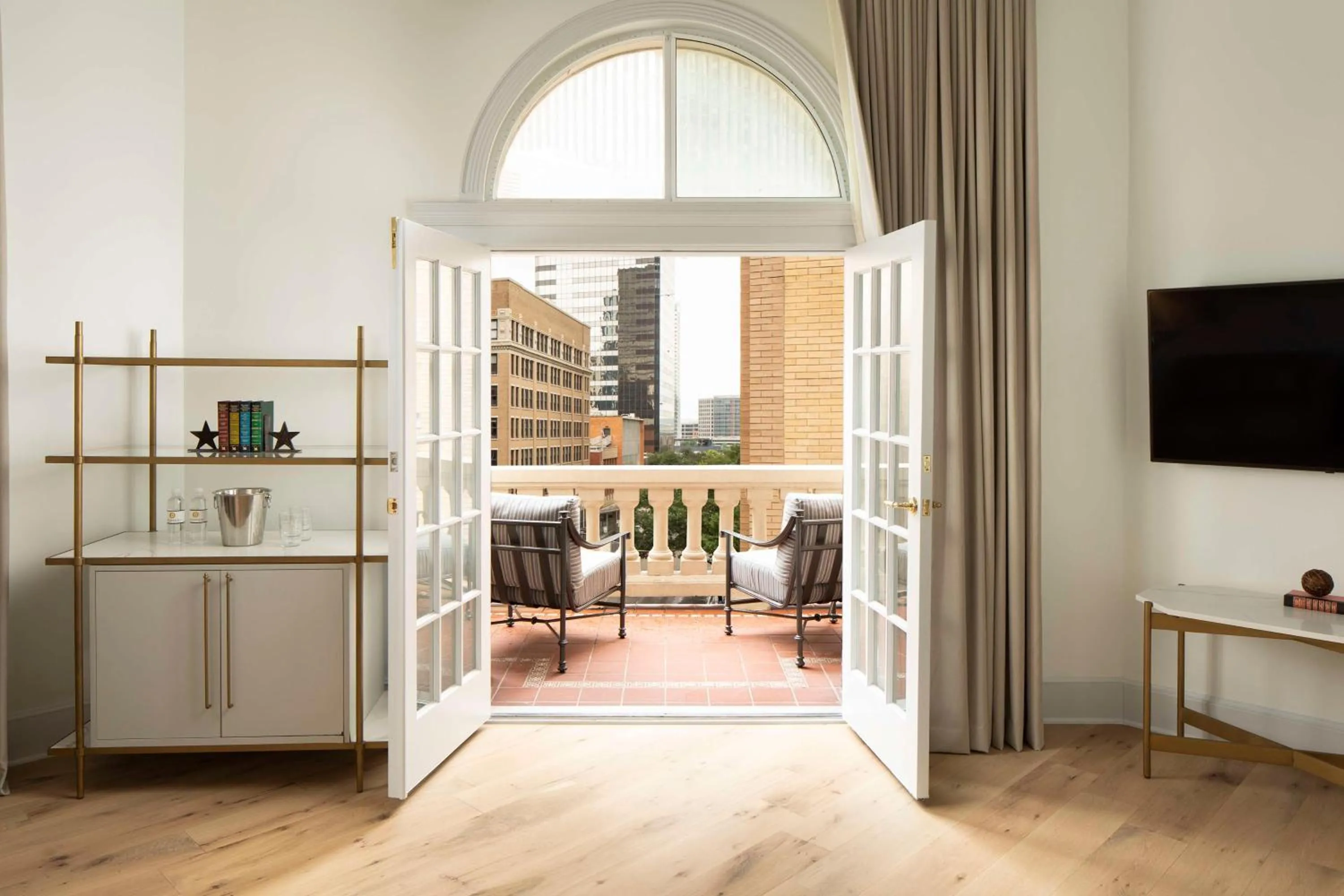 Photo of the whole room in The Driskill