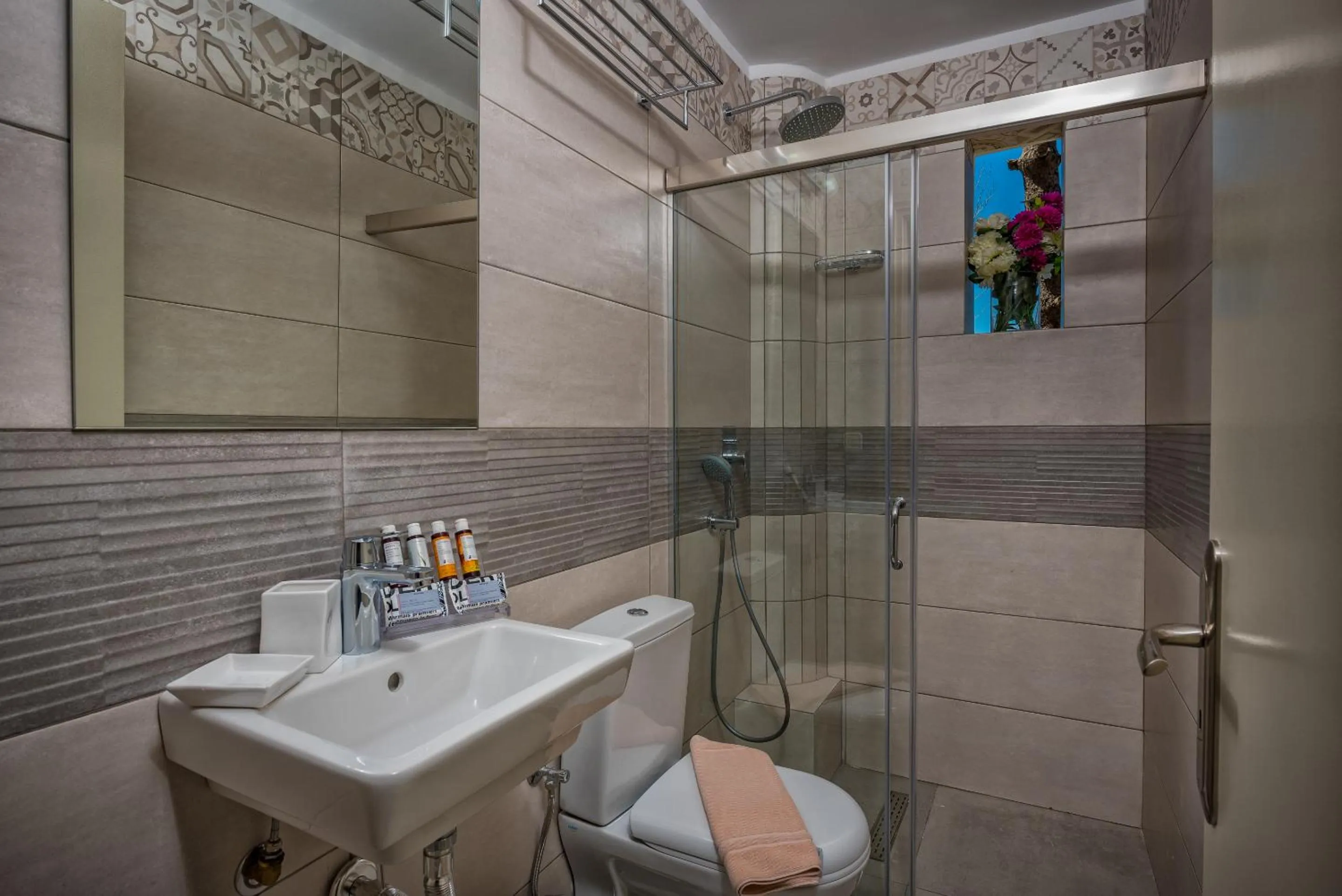 Zarkadis Beach Apartments