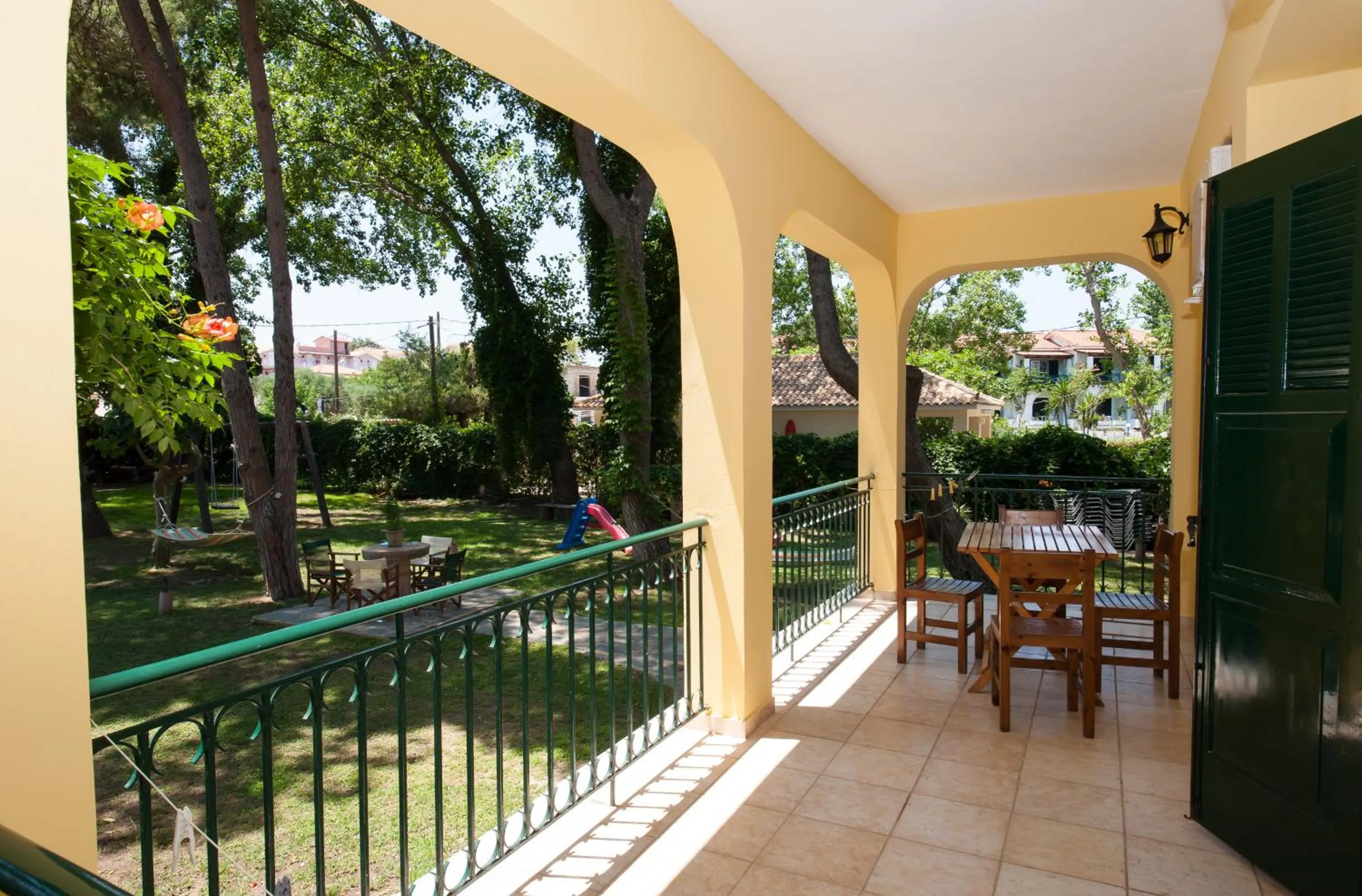 Day in Zarkadis Beach Apartments