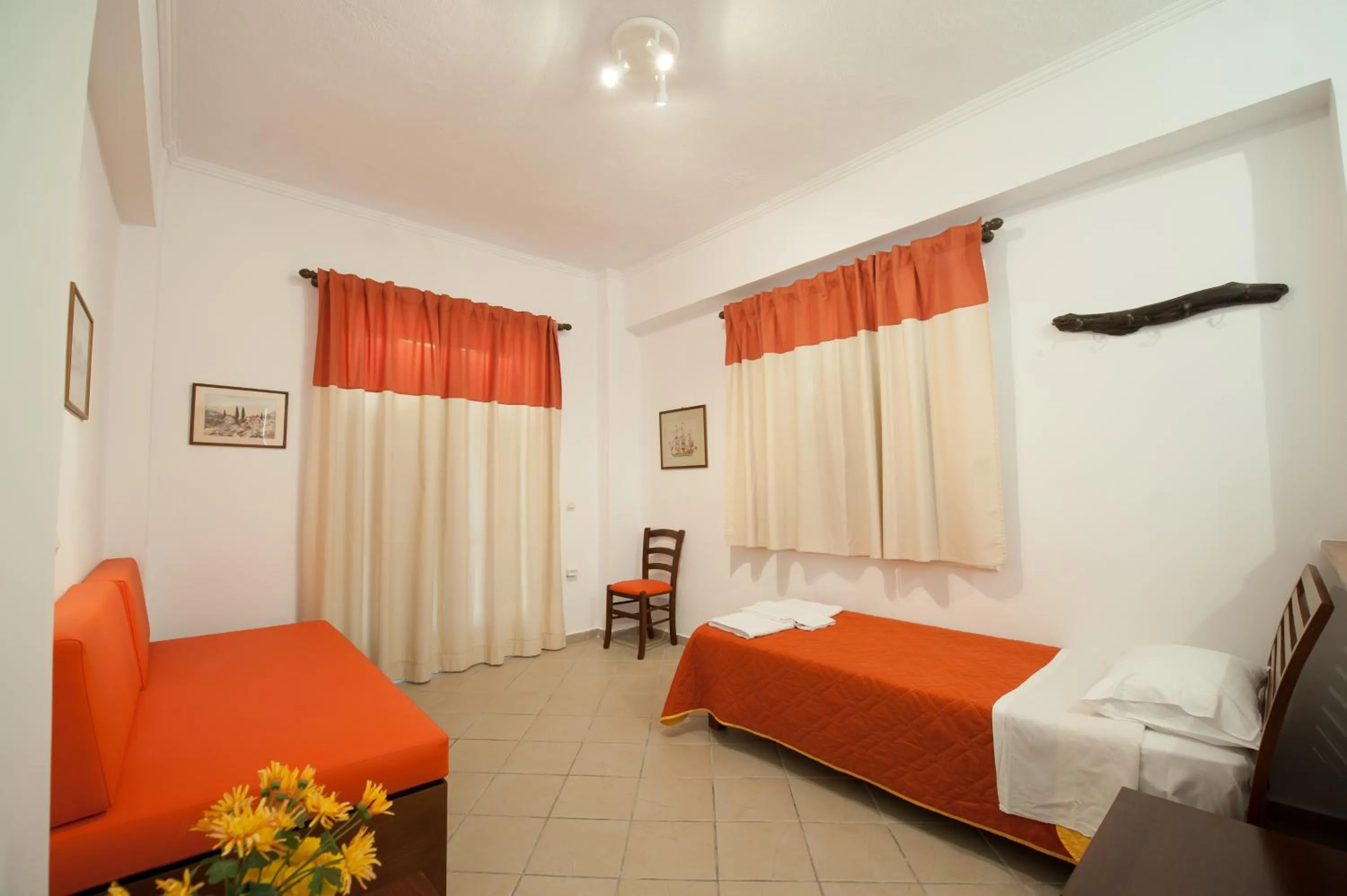 Photo of the whole room, Bed in Zarkadis Beach Apartments