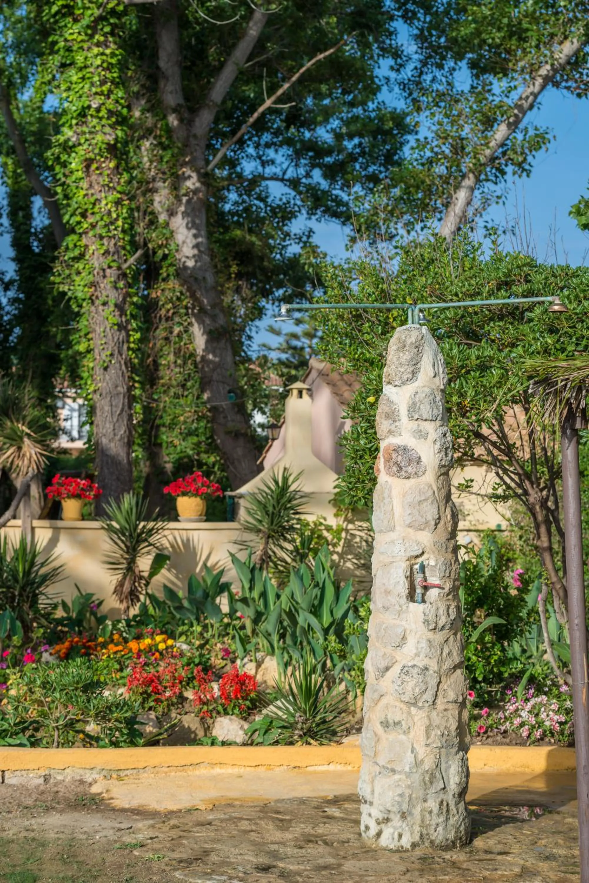 Decorative detail in Zarkadis Beach Apartments