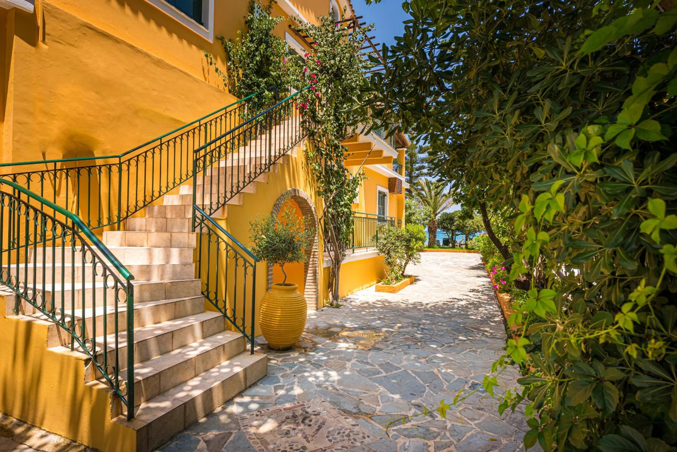 Zarkadis Beach Apartments