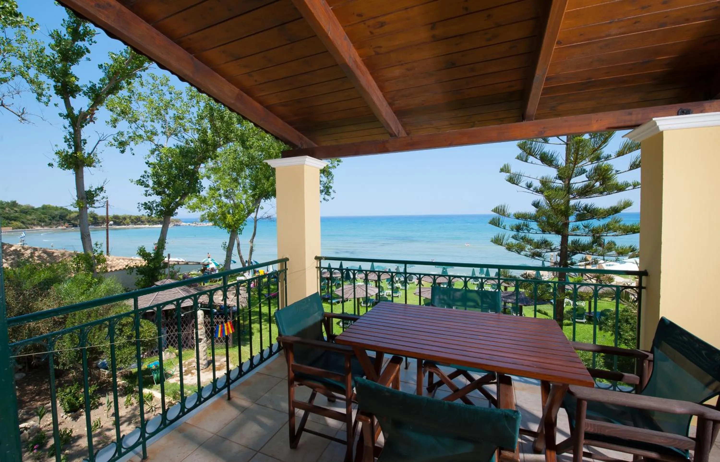 Day in Zarkadis Beach Apartments