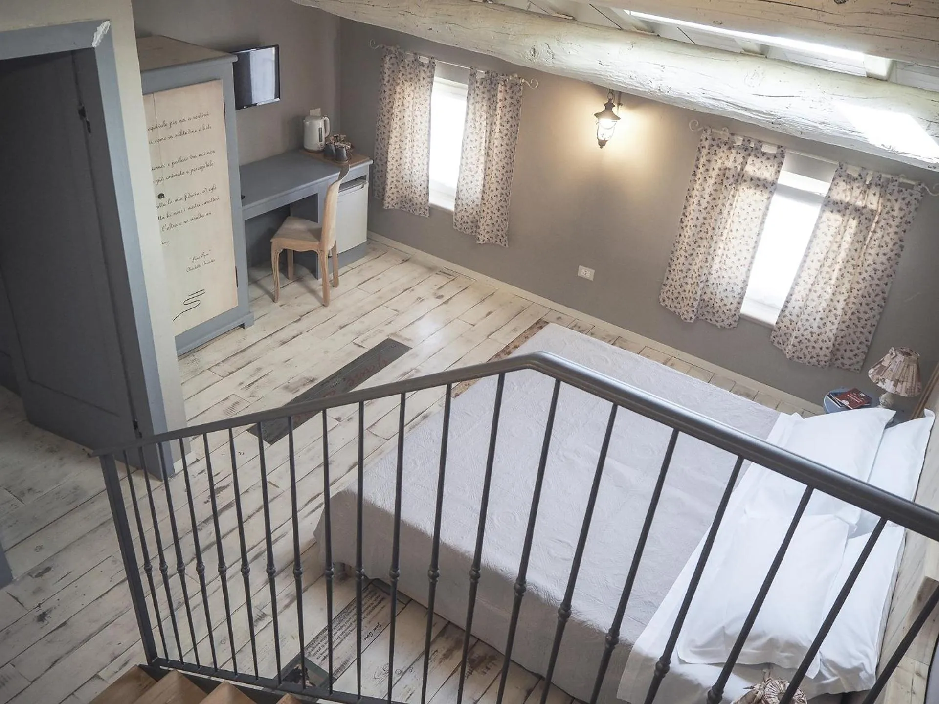 Photo of the whole room, Bed in B&B Antique Maison