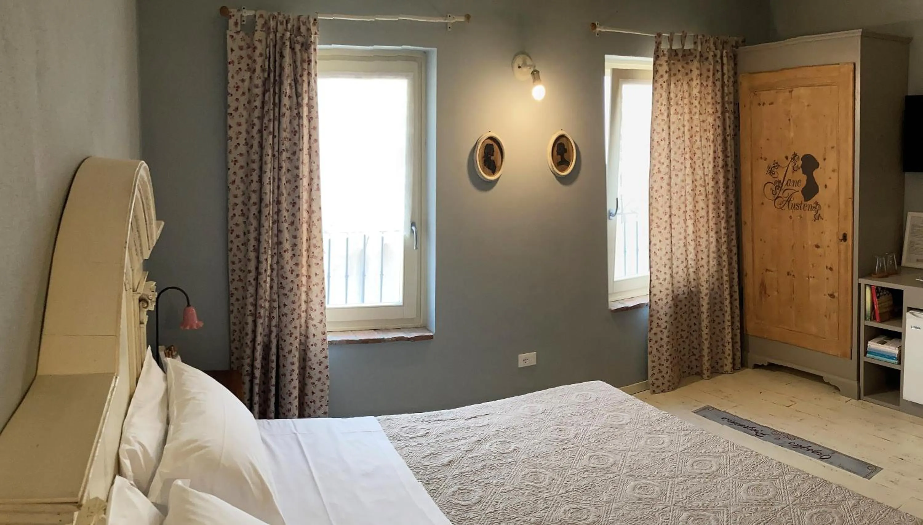 Bed in B&B Antique Maison