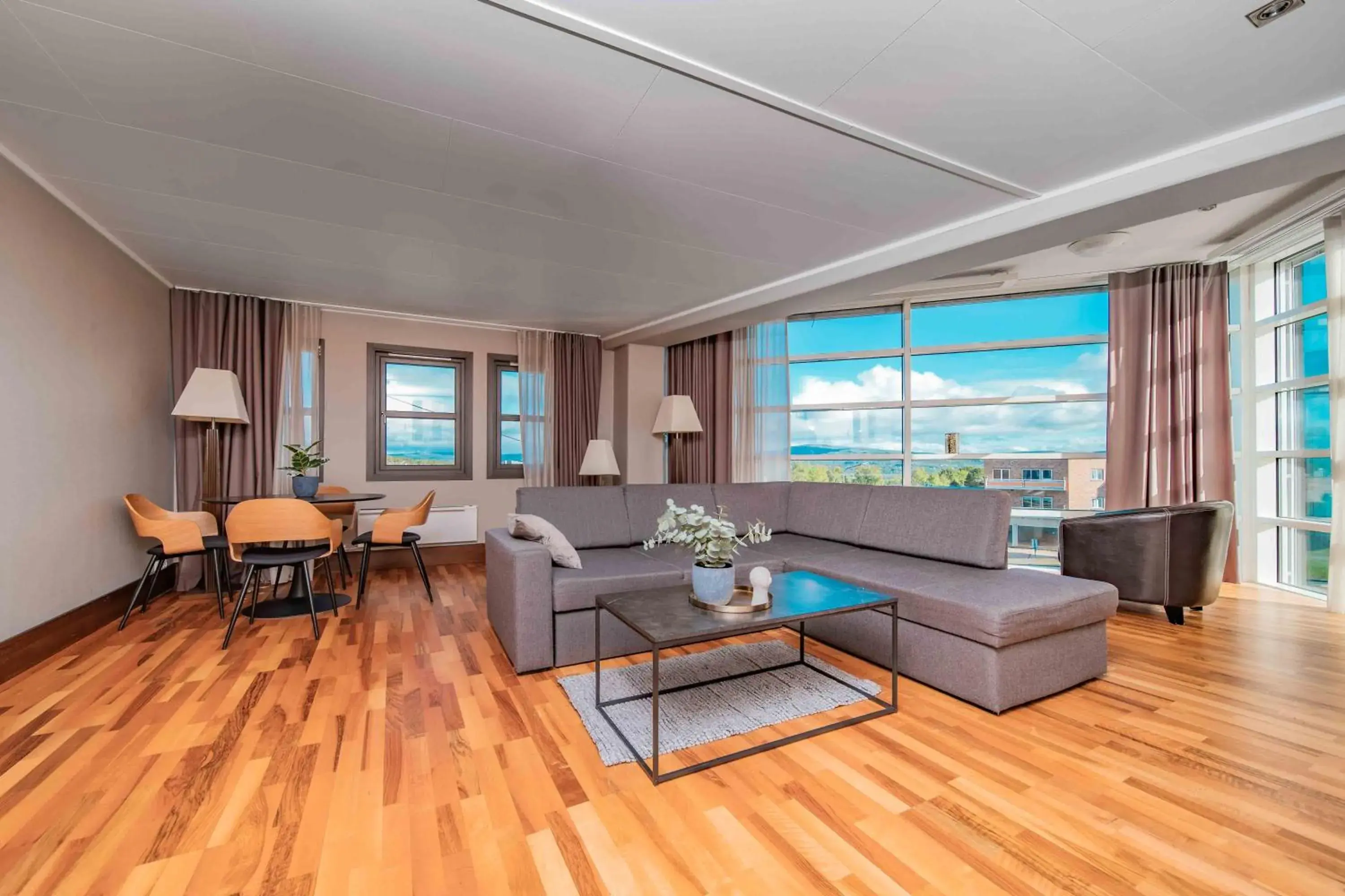 Suite with City View in Canyon Hotell Suite with City View in Canyon Hotell