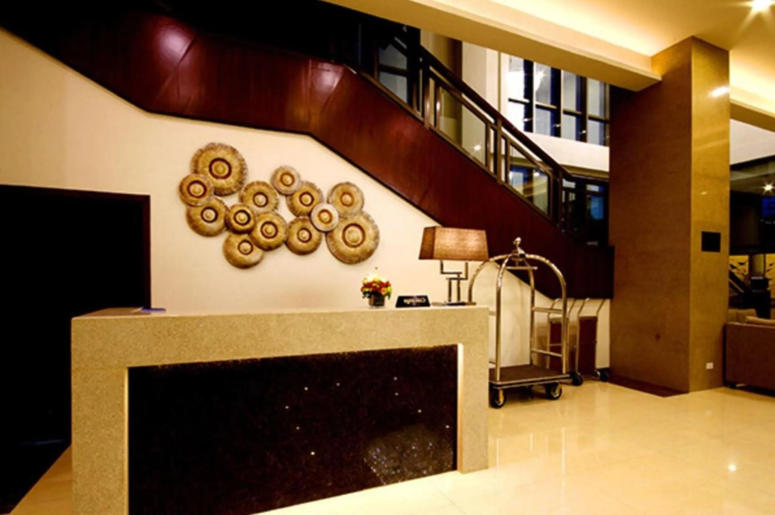 Lobby or reception in Mandarin Plaza Hotel