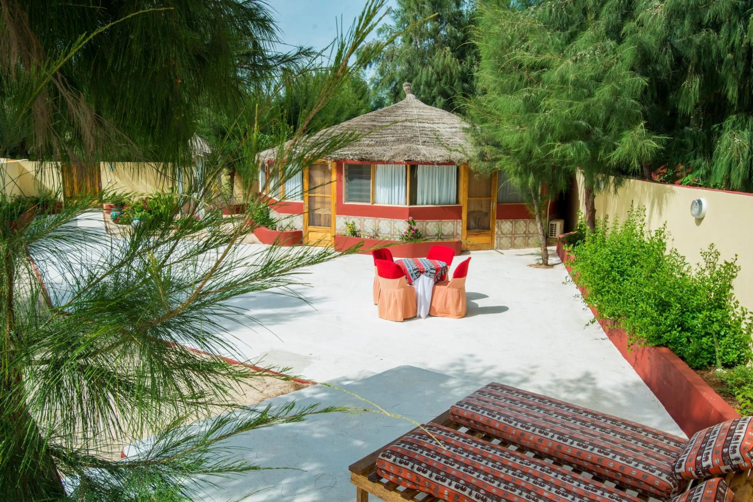 Garden in Diamarek Hotel Sur La Plage