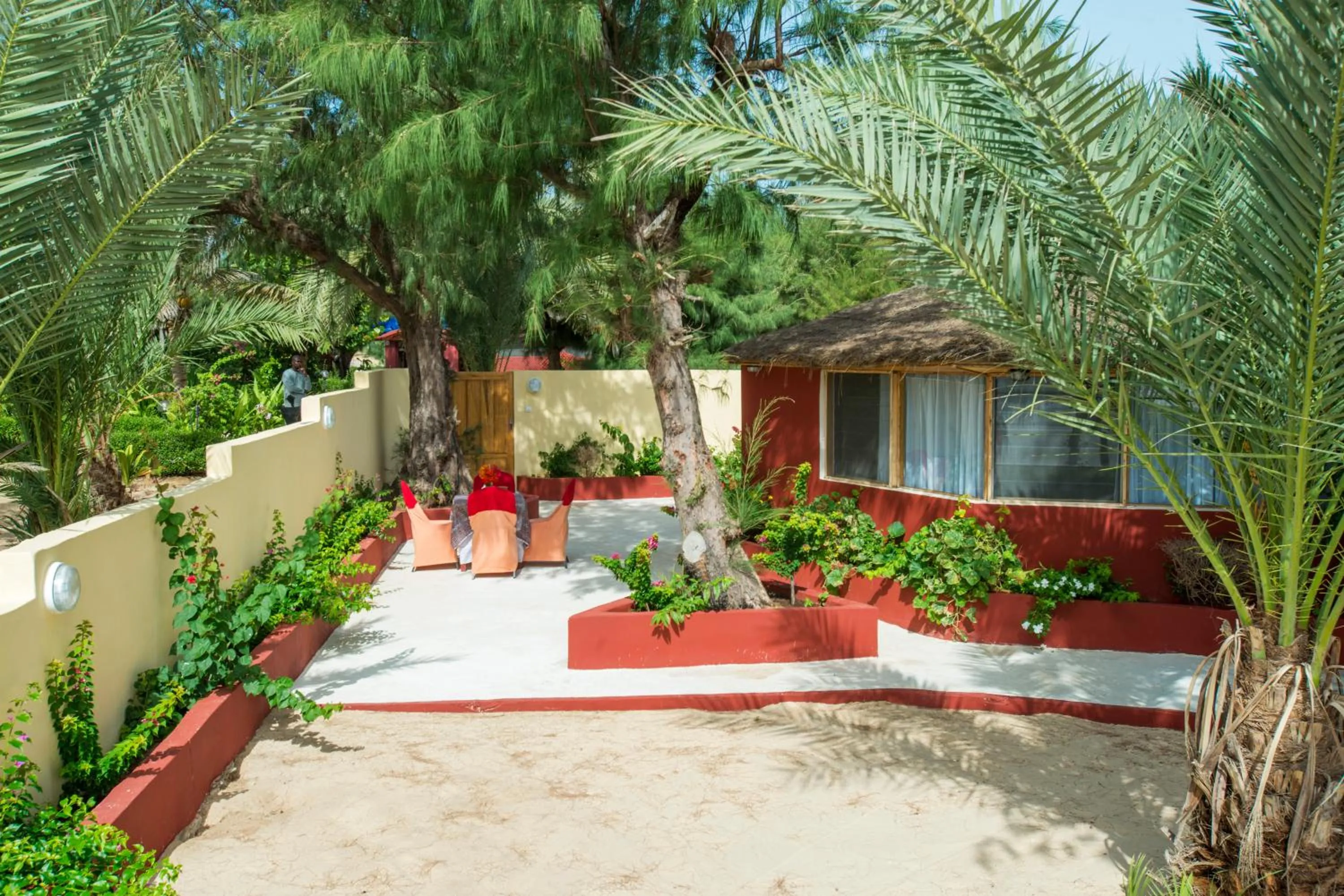 Garden in Diamarek Hotel Sur La Plage