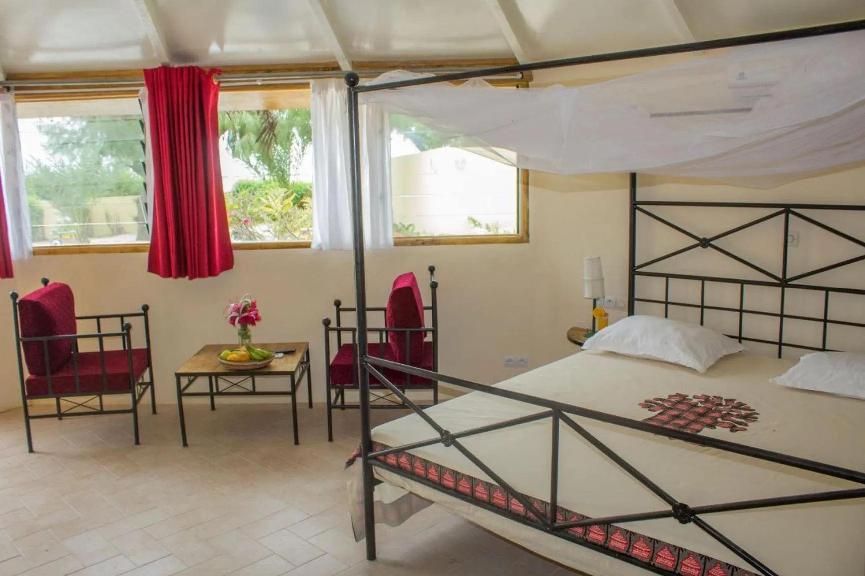 Photo of the whole room in Diamarek Hotel Sur La Plage