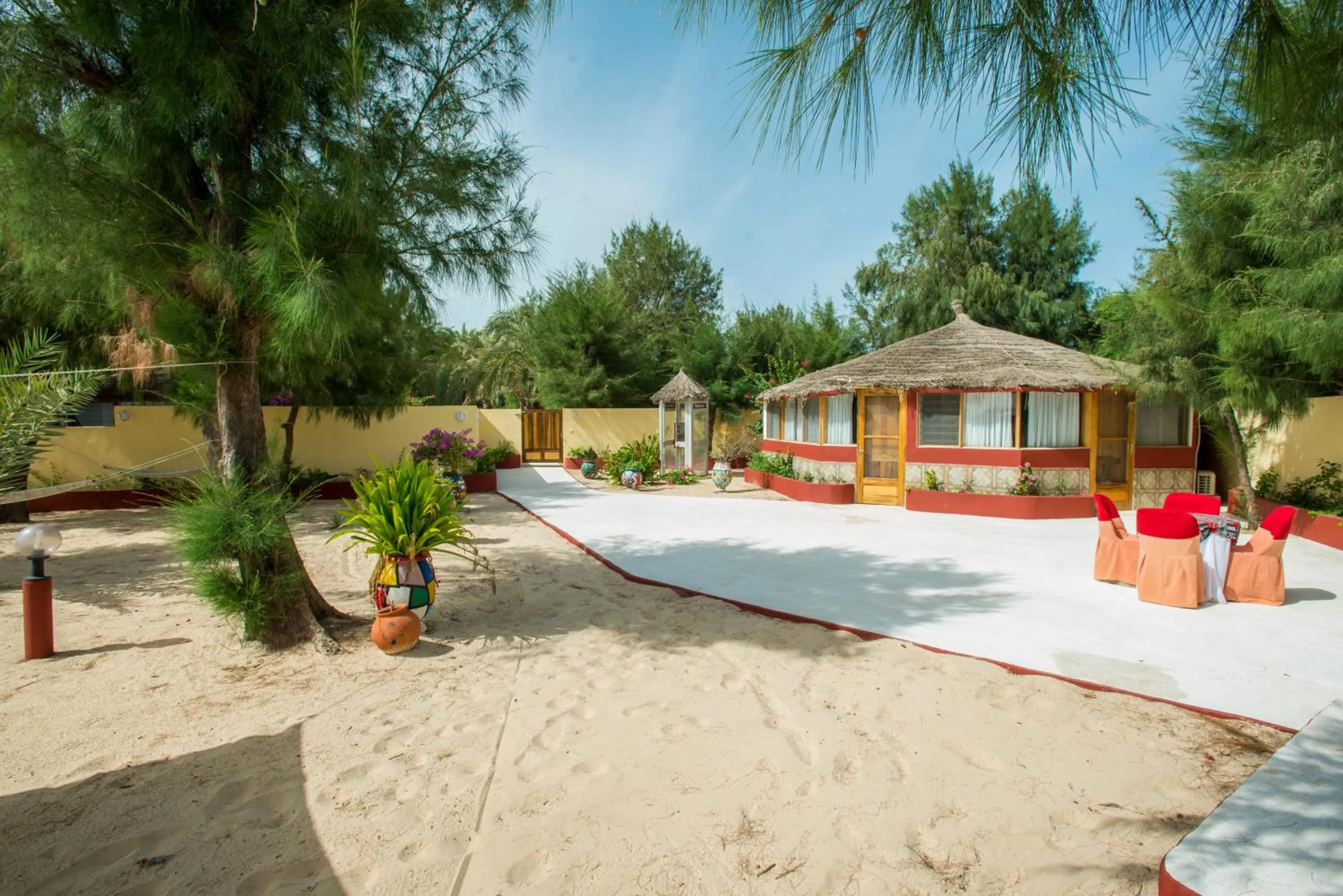 Garden in Diamarek Hotel Sur La Plage