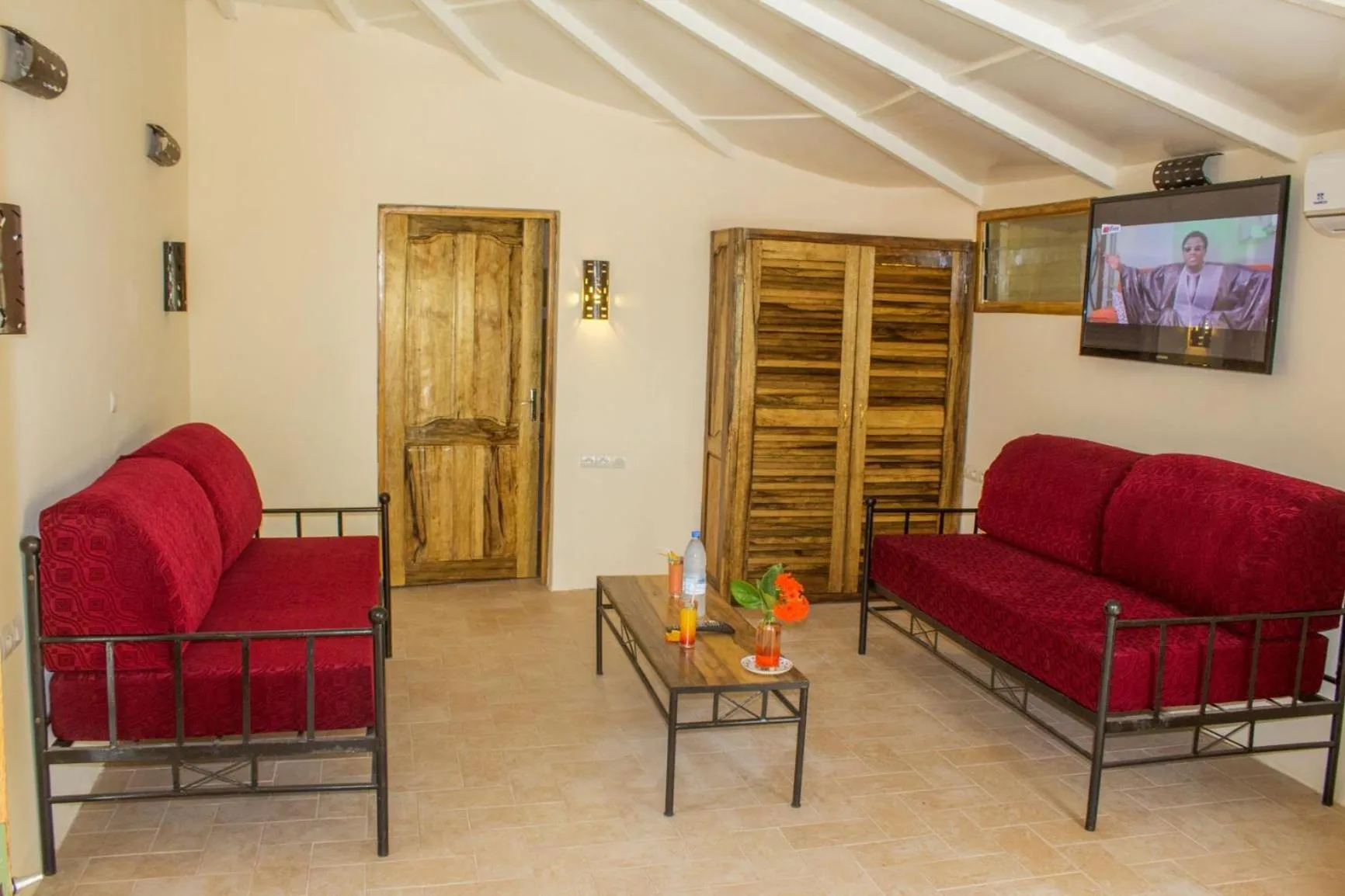Seating area in Diamarek Hotel Sur La Plage