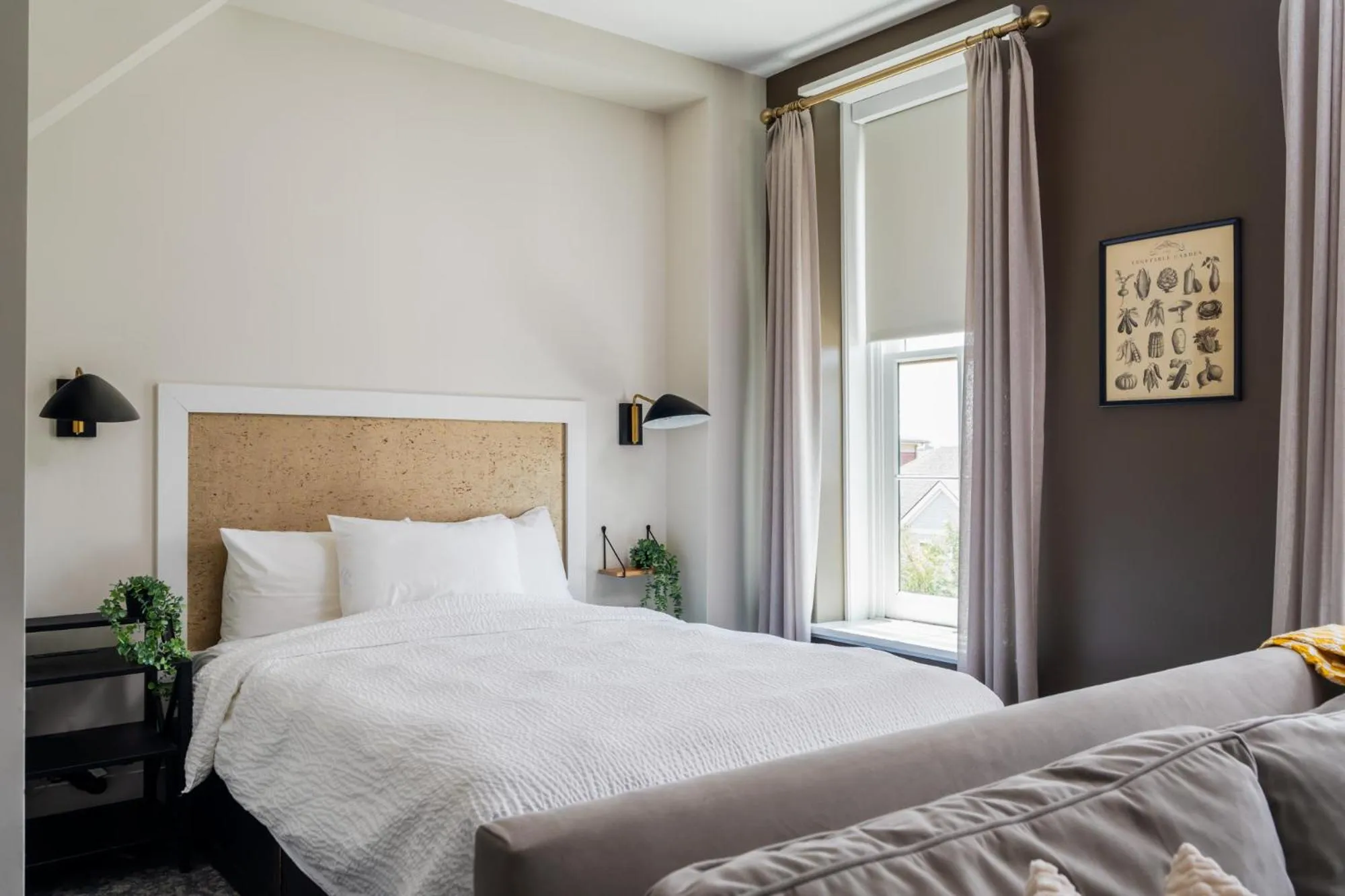 Bedroom, Bed in Hancock House