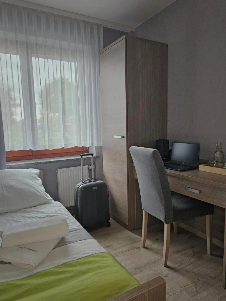 Restauracja i Noclegi Pod Kasztanami