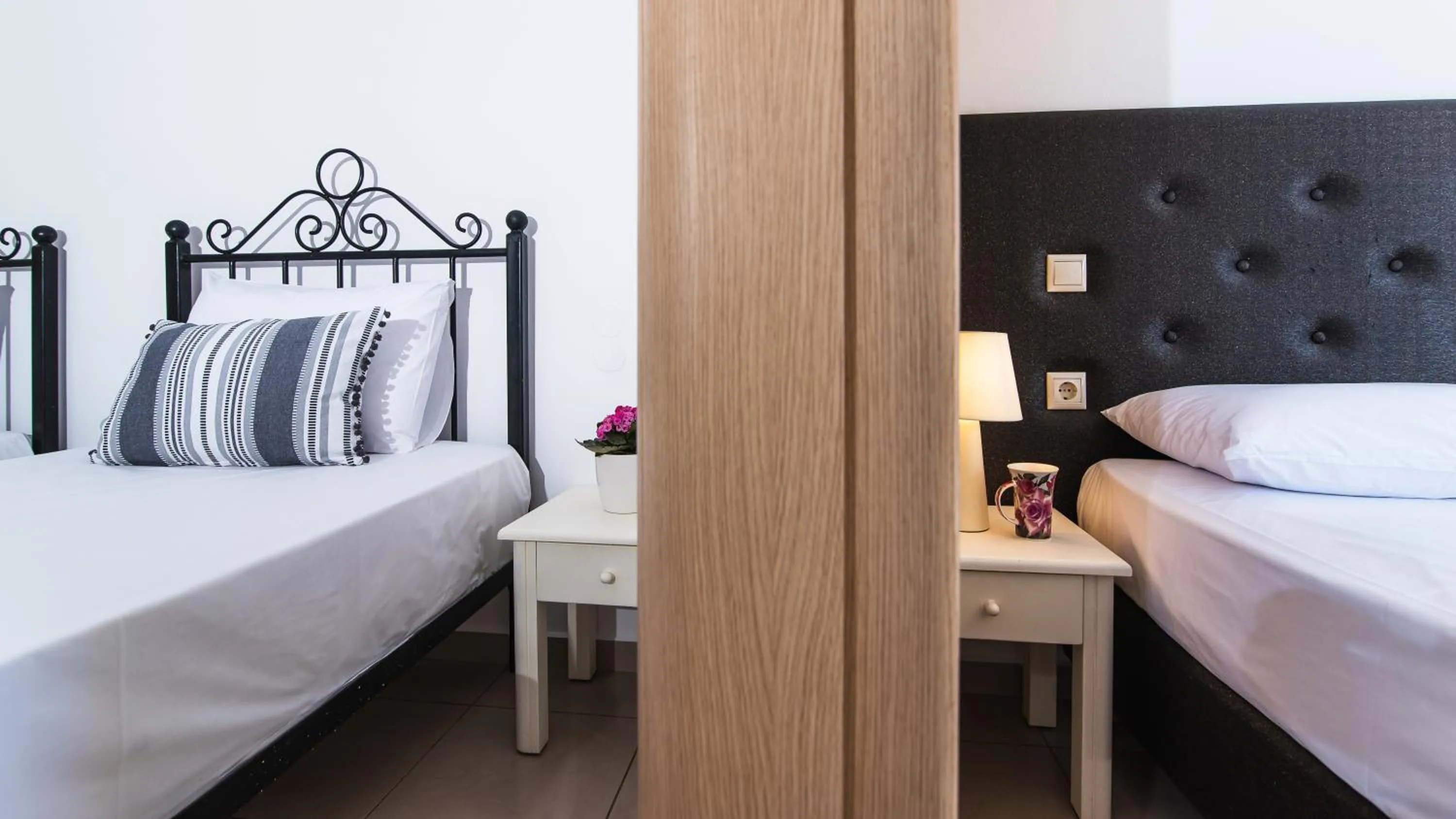 Bedroom, Bed in Real Palace