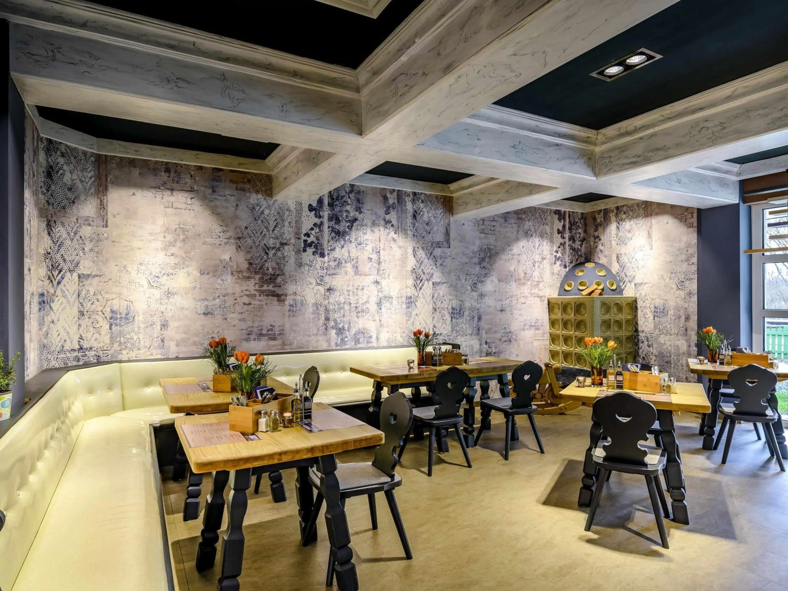 Restaurant/places to eat in Ibis Styles Regensburg