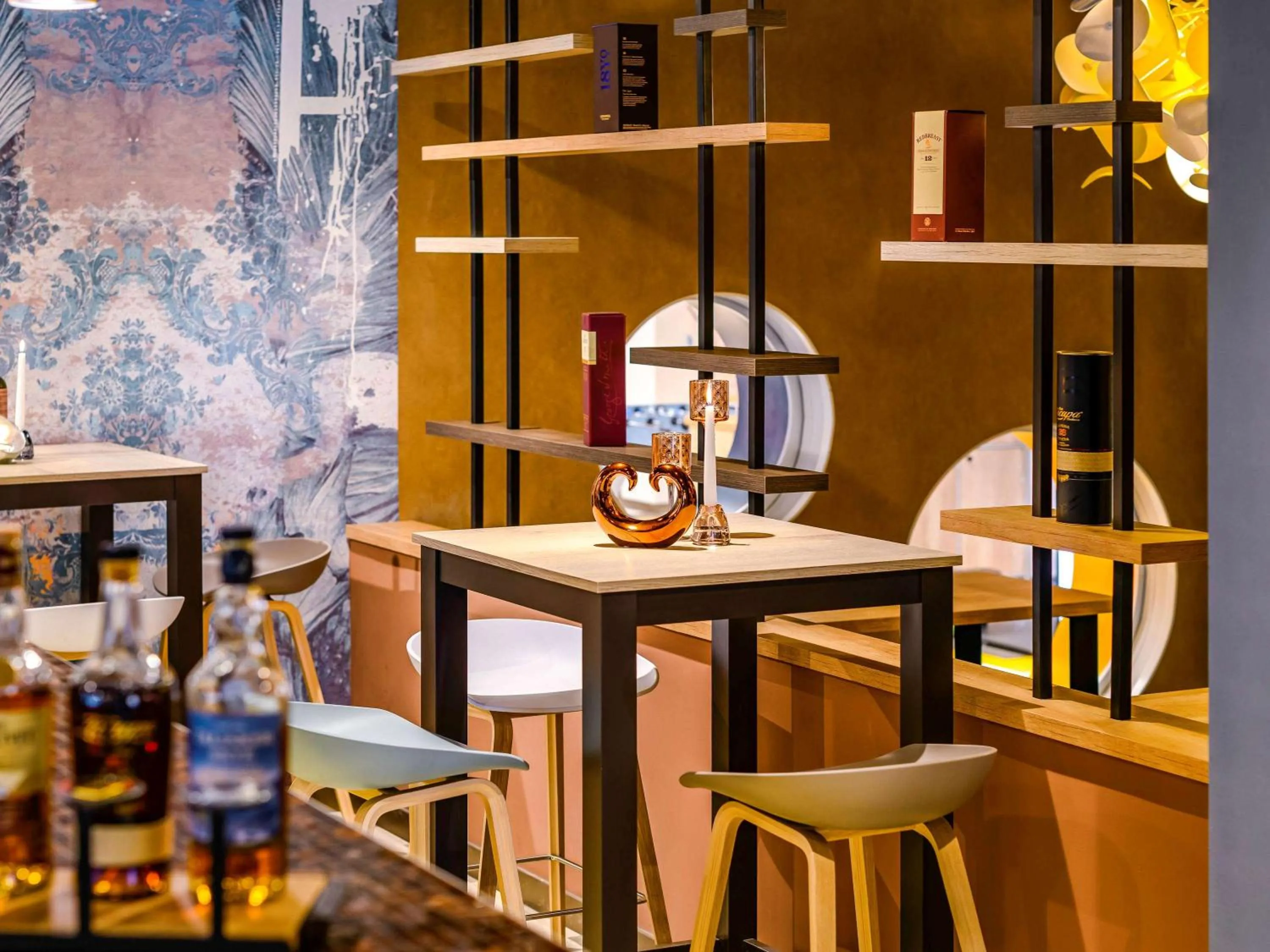 Restaurant/places to eat in Ibis Styles Regensburg