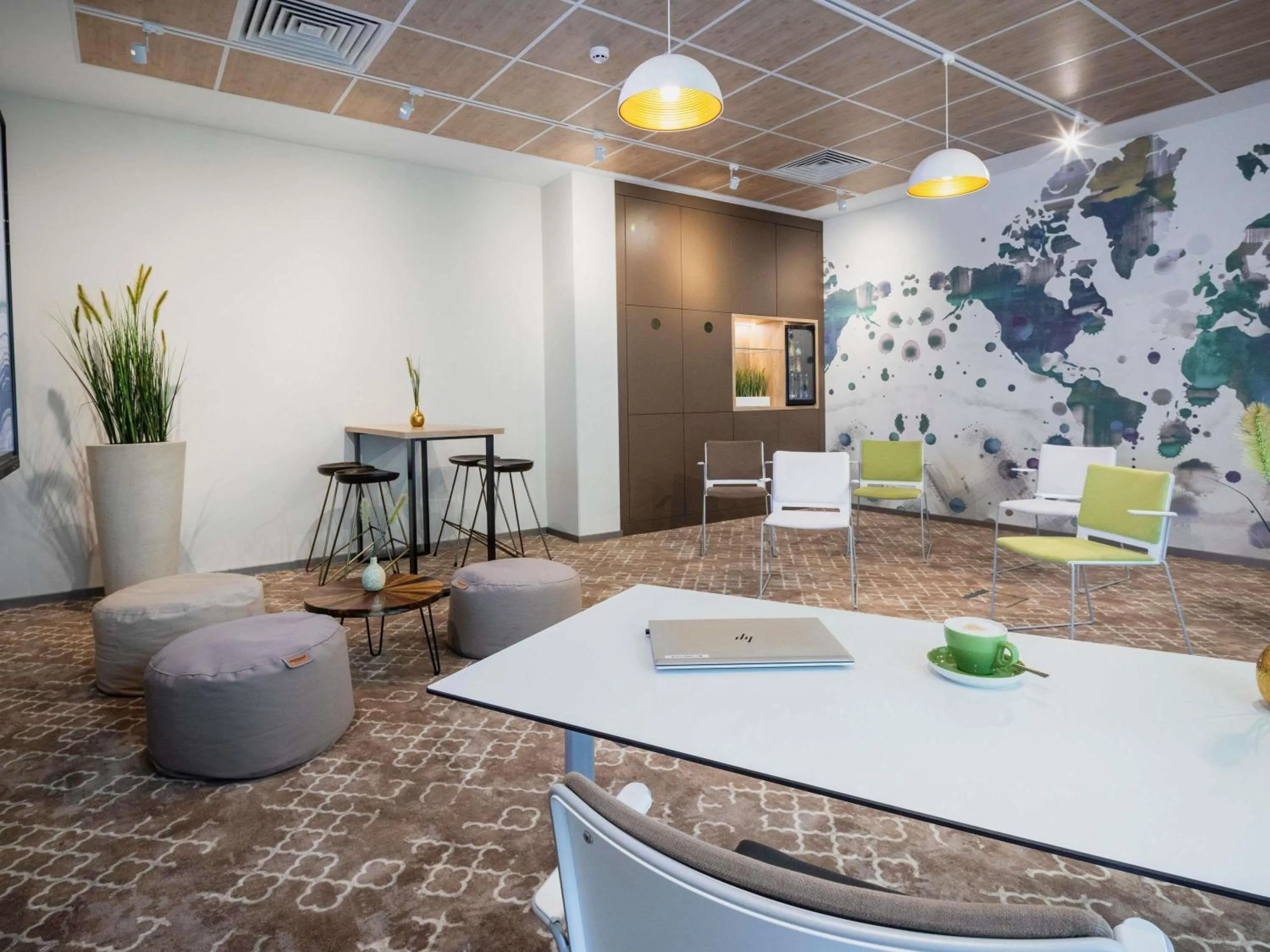 Meeting/conference room in Ibis Styles Regensburg