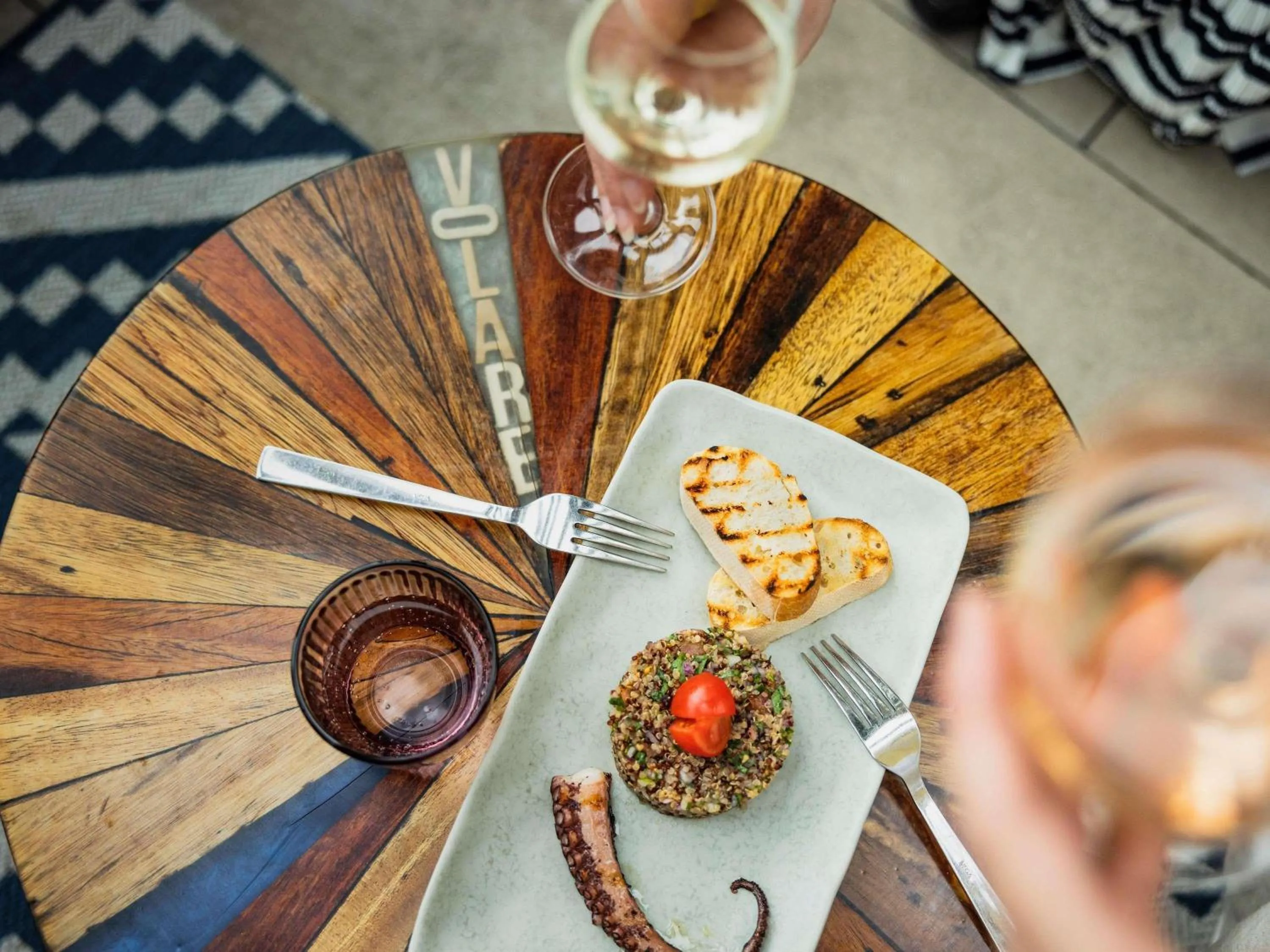 Restaurant/places to eat in Ibis Styles Regensburg