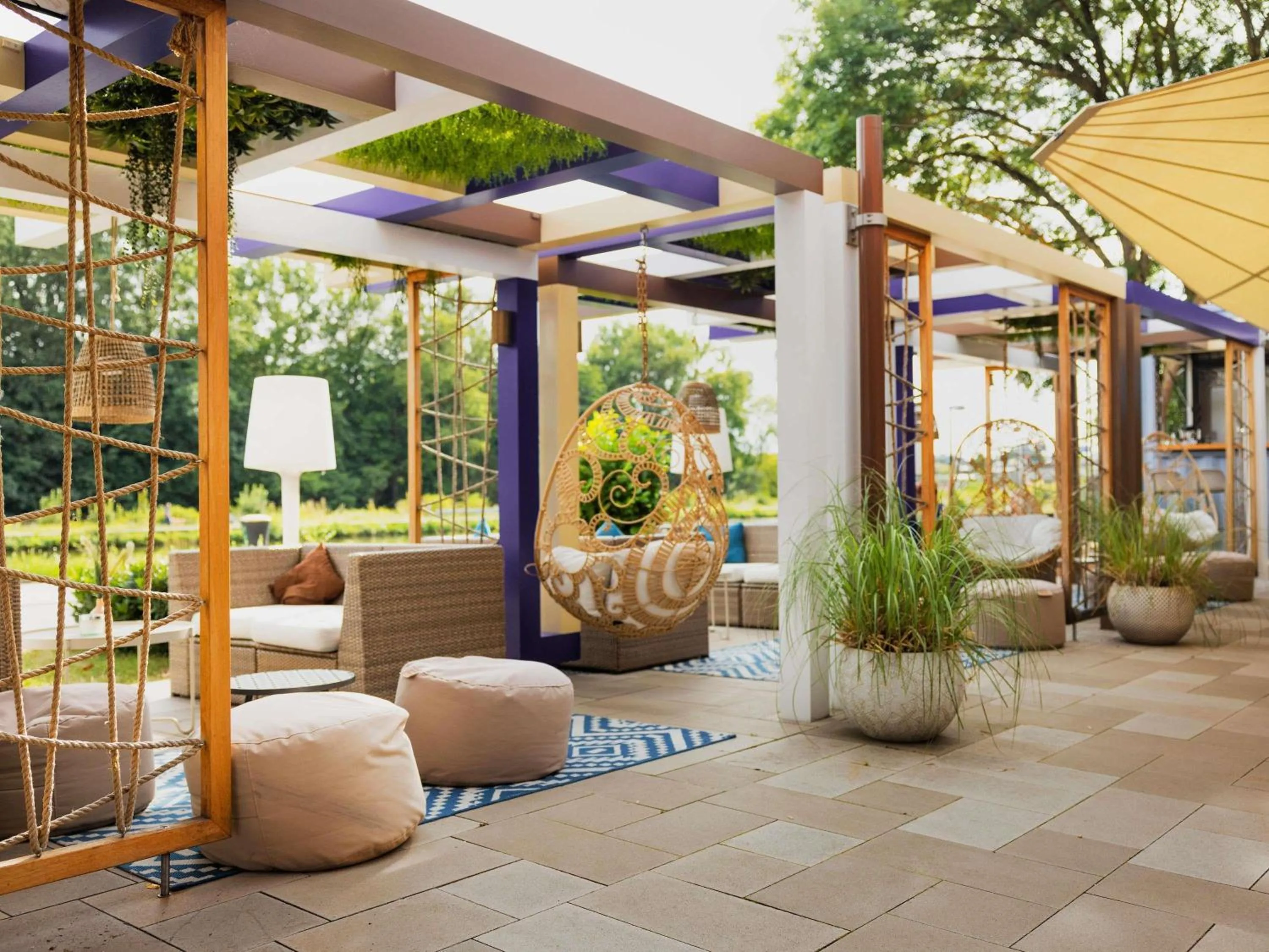 Restaurant/places to eat in Ibis Styles Regensburg