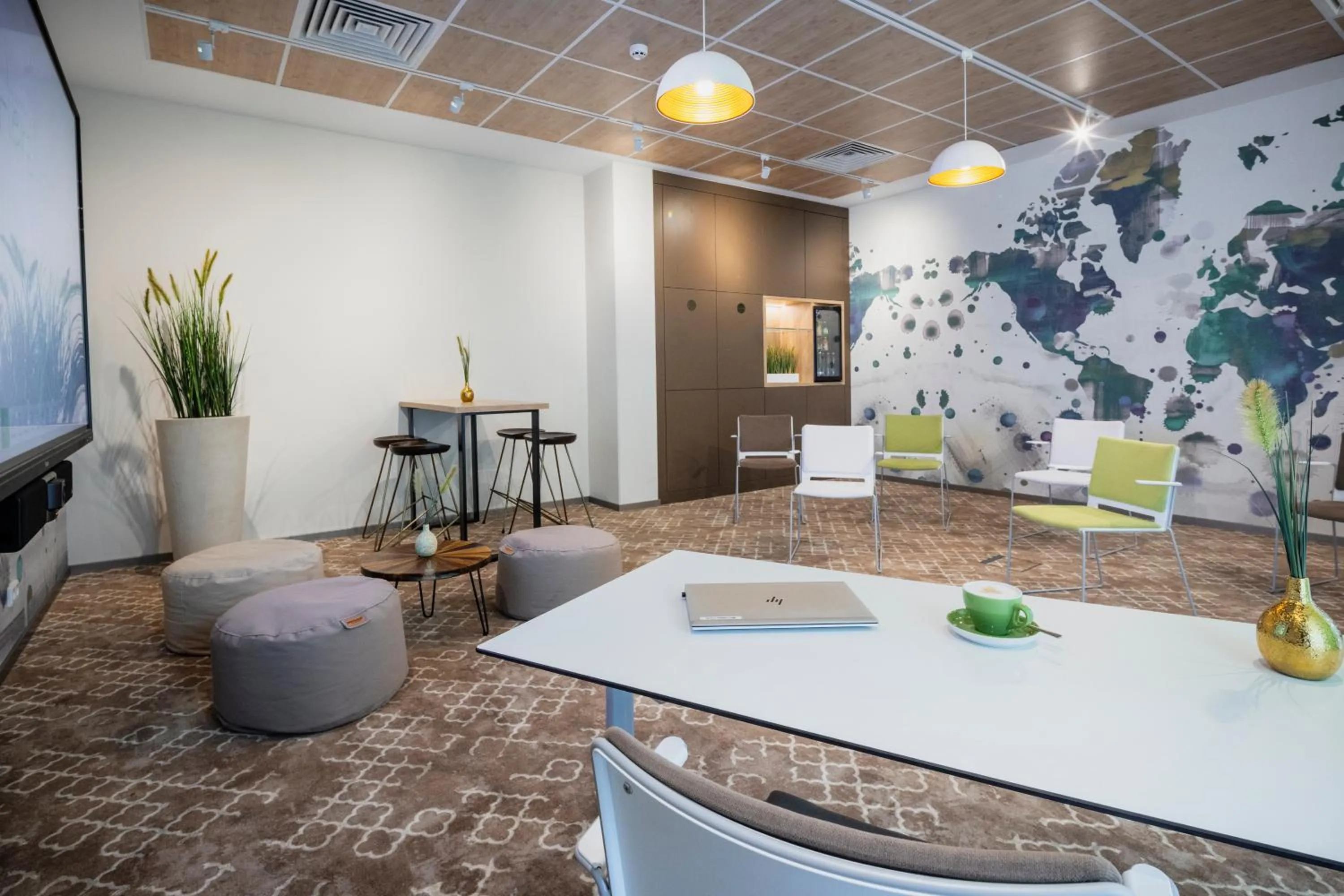 Meeting/conference room in Ibis Styles Regensburg