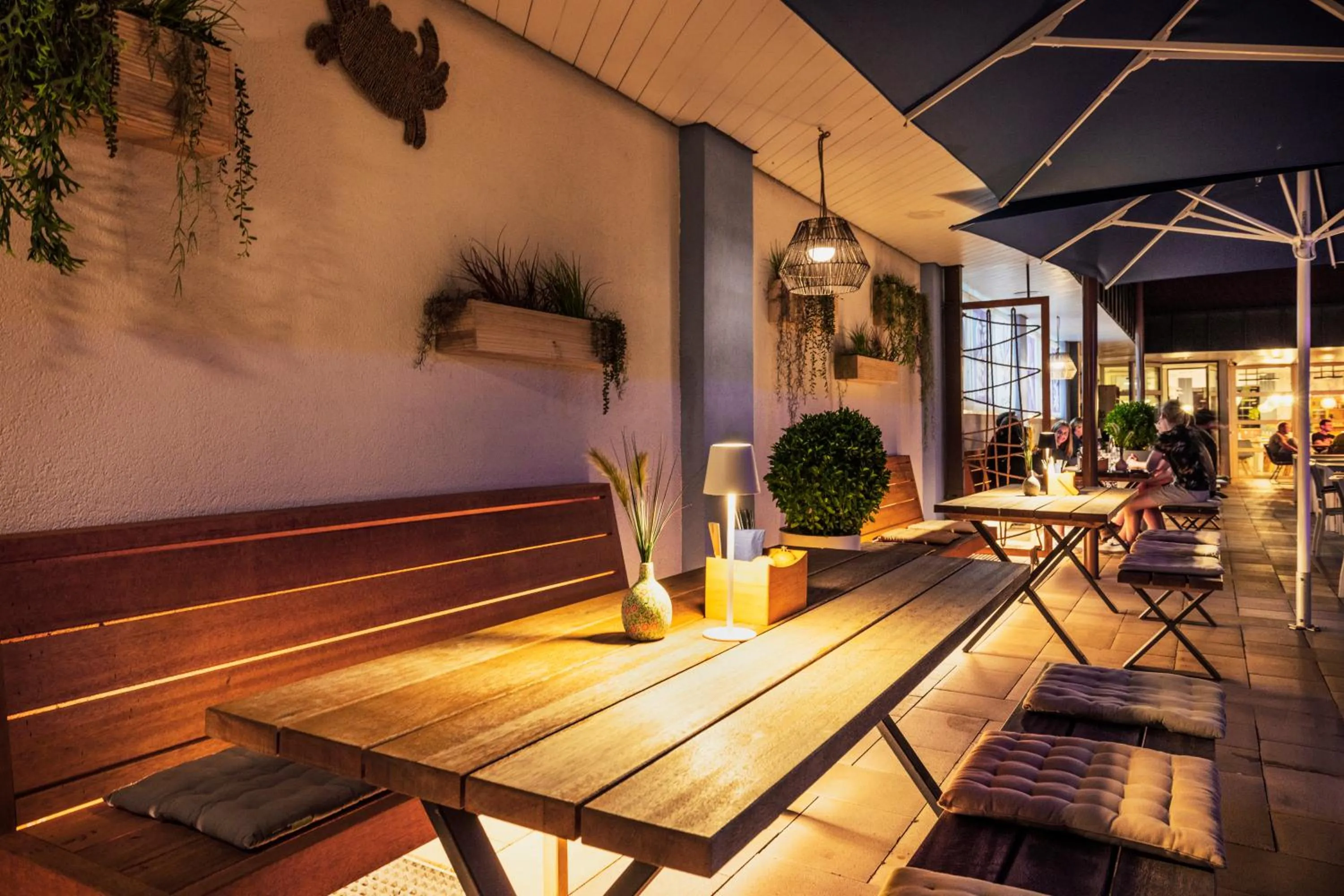 Restaurant/places to eat in Ibis Styles Regensburg