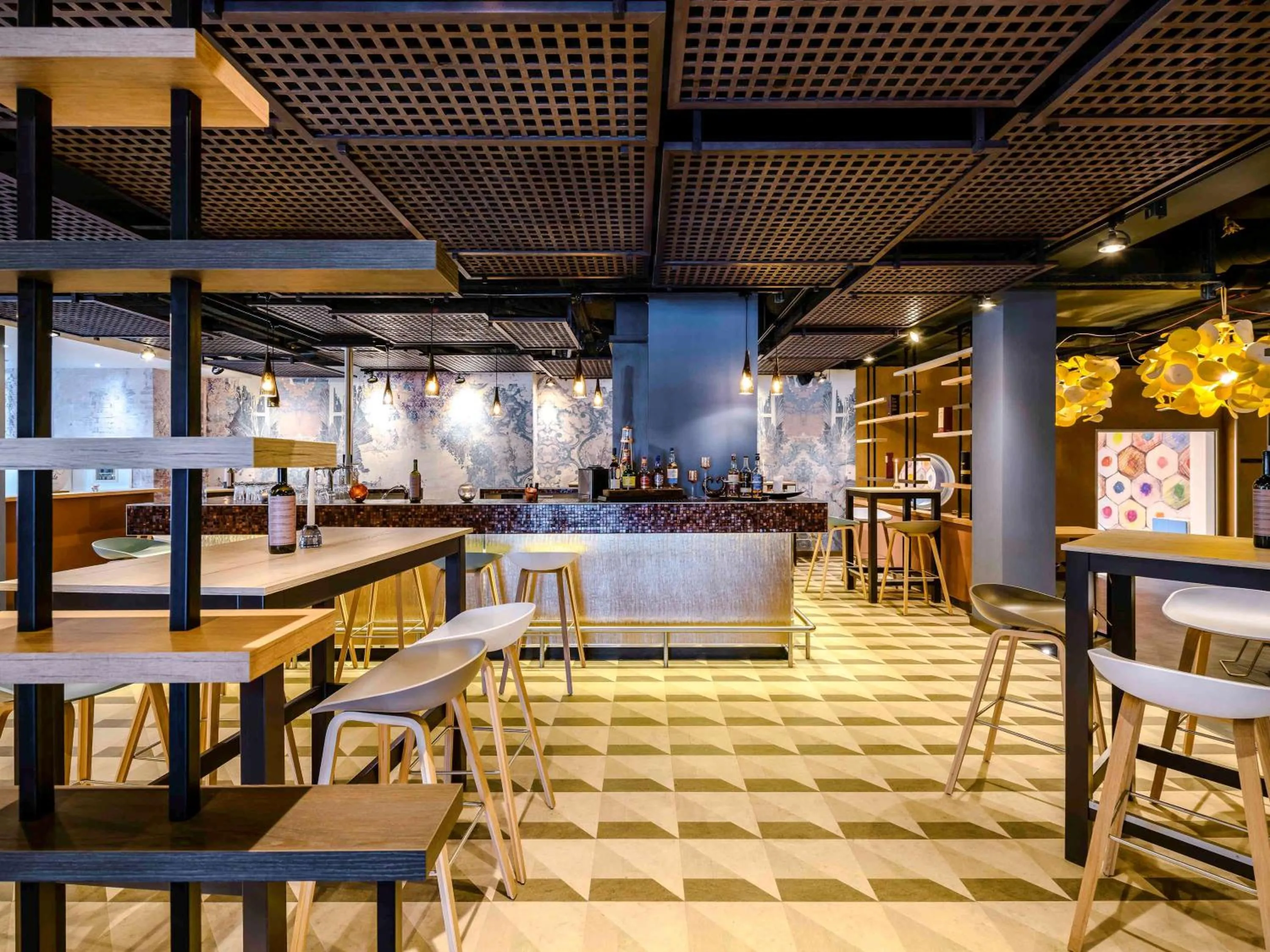 Restaurant/places to eat in Ibis Styles Regensburg