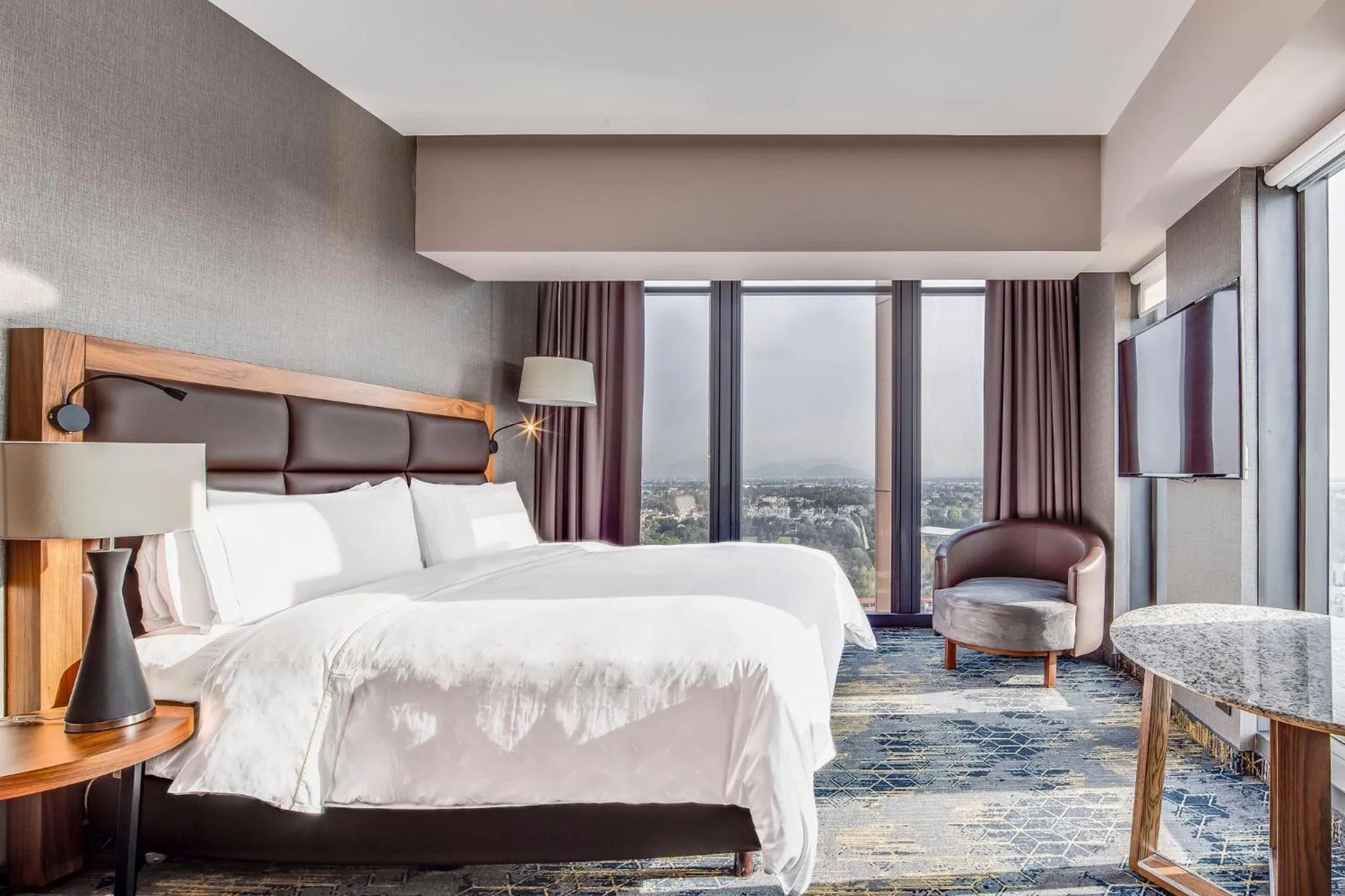 Photo of the whole room, Bed in Fiesta Americana Viaducto Aeropuerto