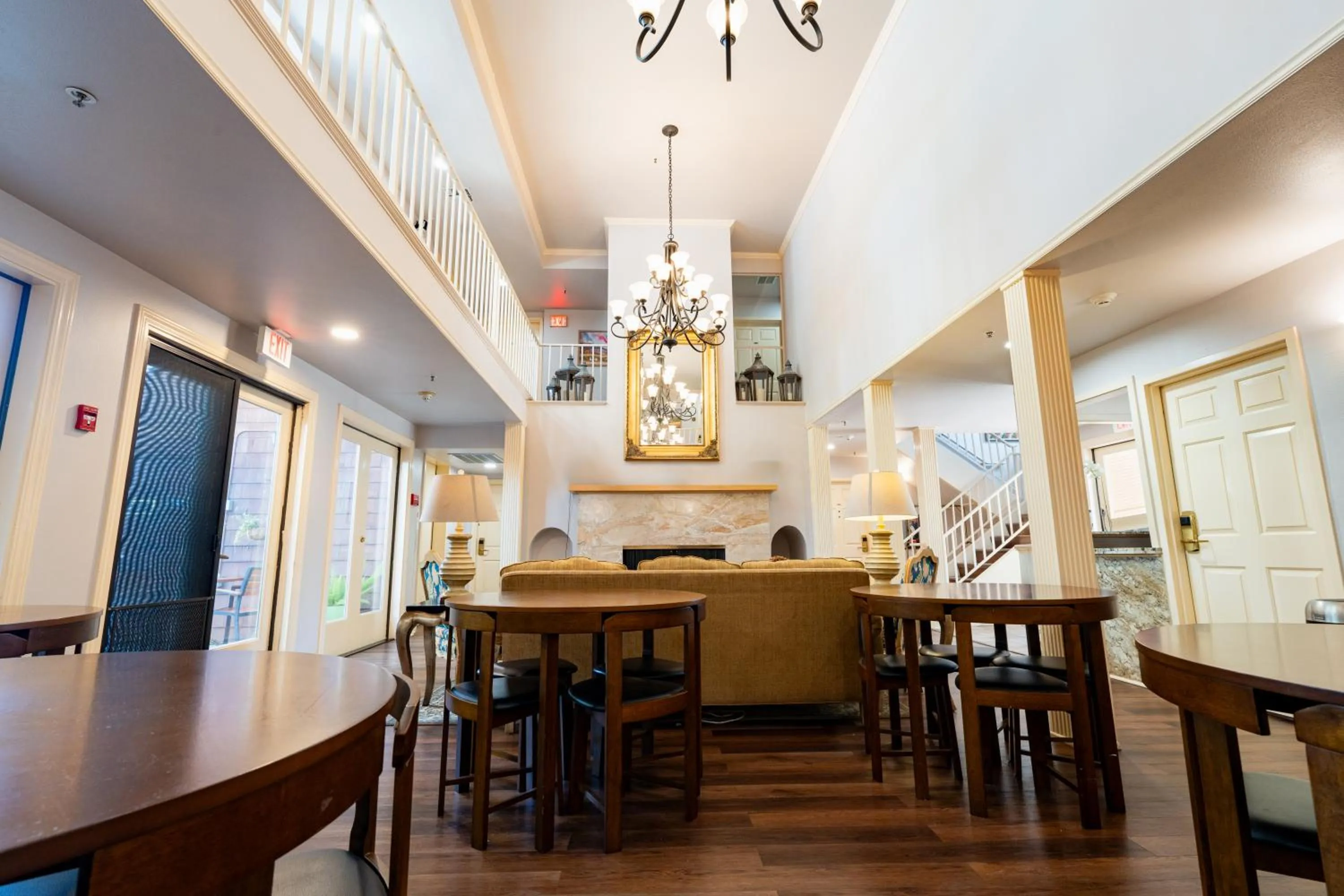 Lobby or reception in Elm House Inn