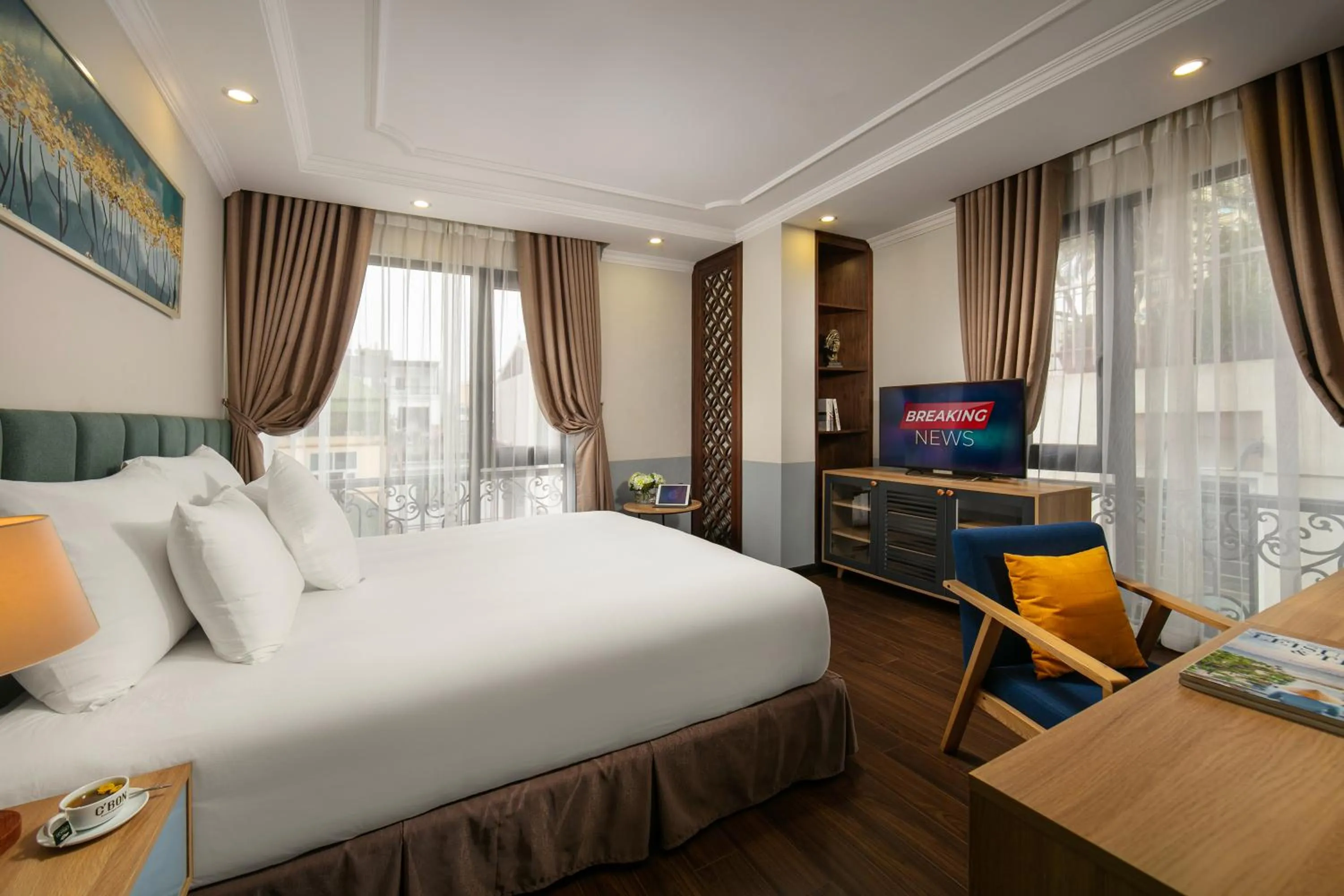 TV and multimedia, Bed in C'Bon Hotel Do Quang