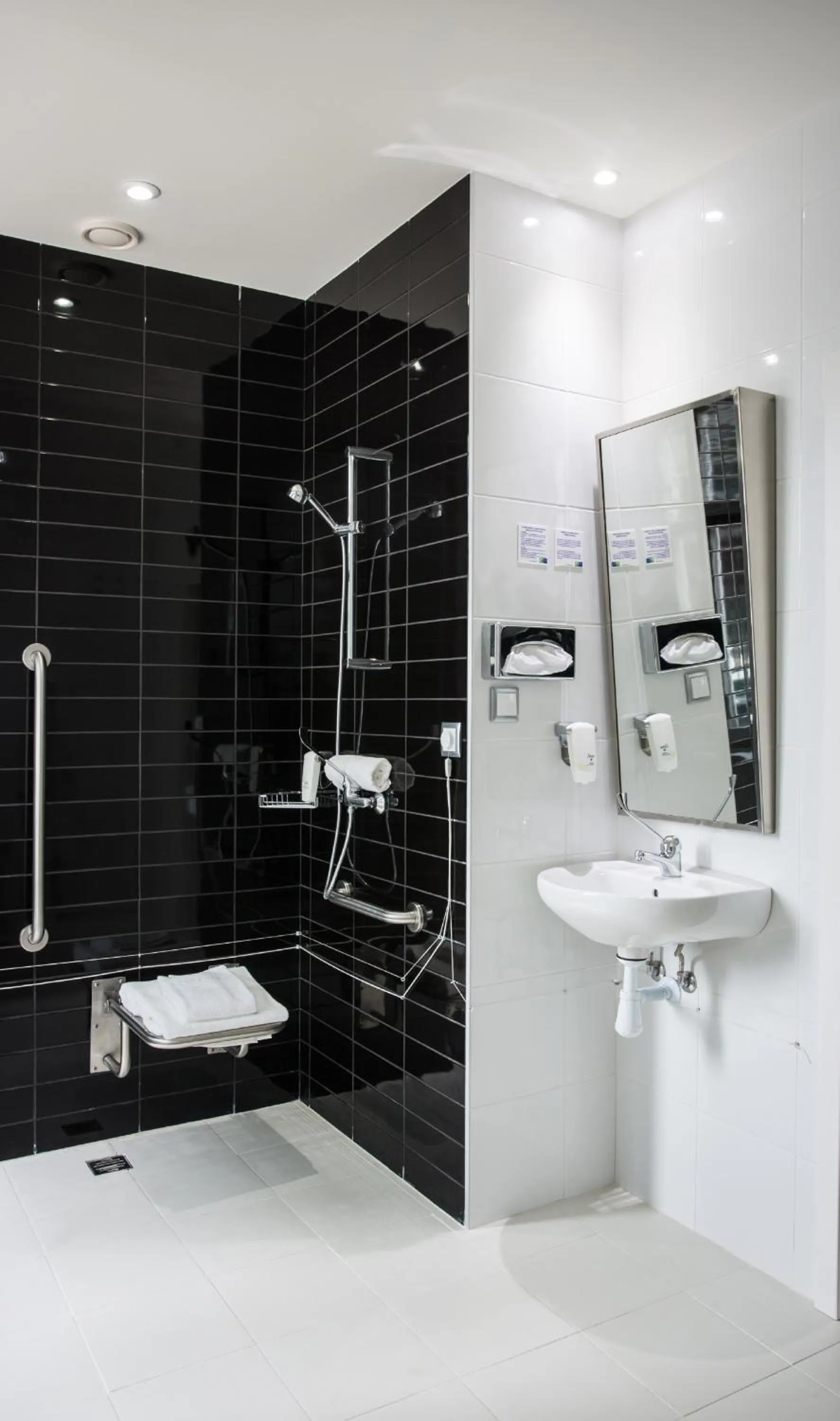 Photo of the whole room in Holiday Inn Express Lisboa - Av. Liberdade by IHG