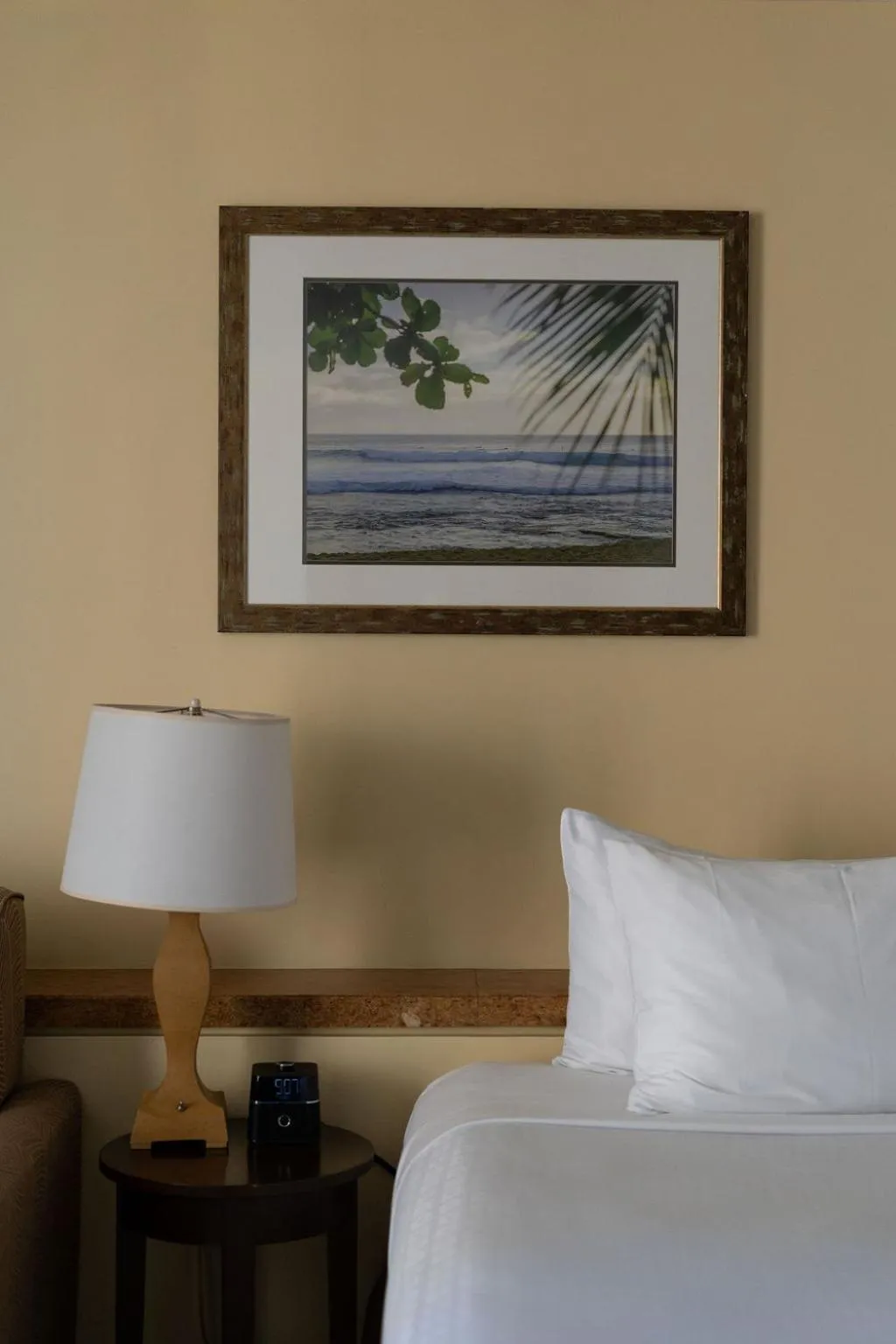 Bed in Waikiki Resort Hotel
