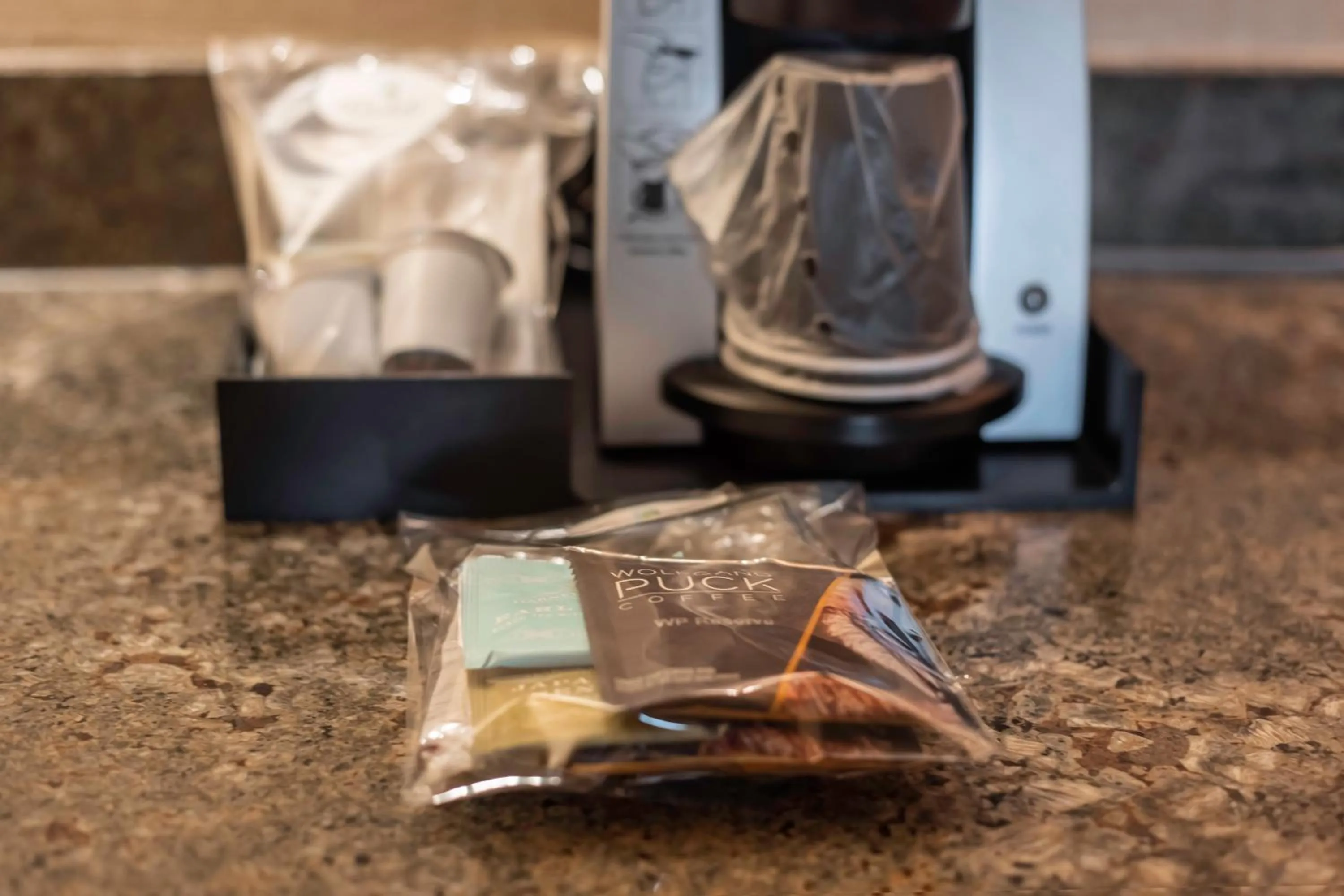Coffee/tea facilities in Waikiki Resort Hotel