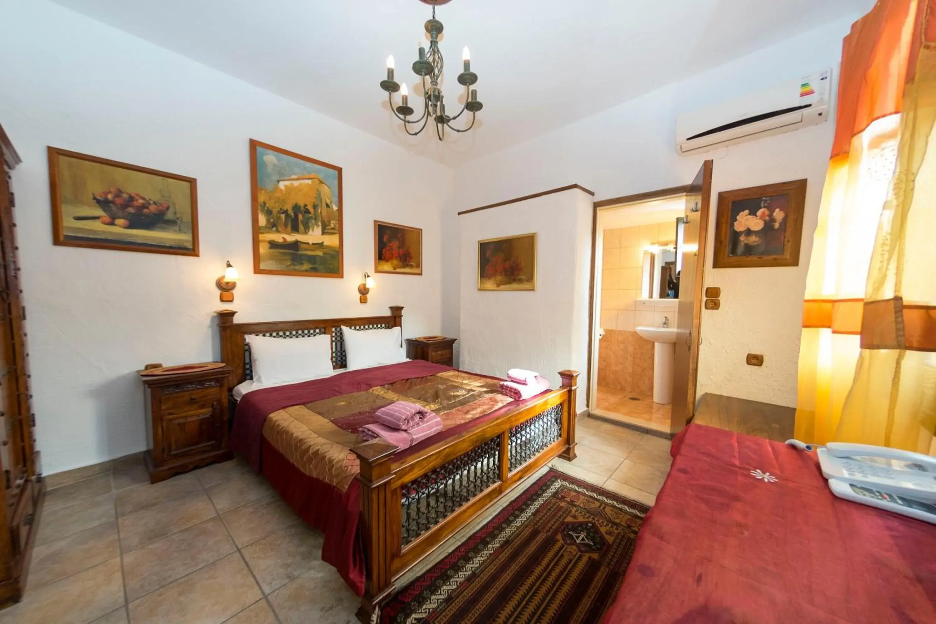 First Floor Room 6 in Spot Hotel First Floor Room 6 in Spot Hotel