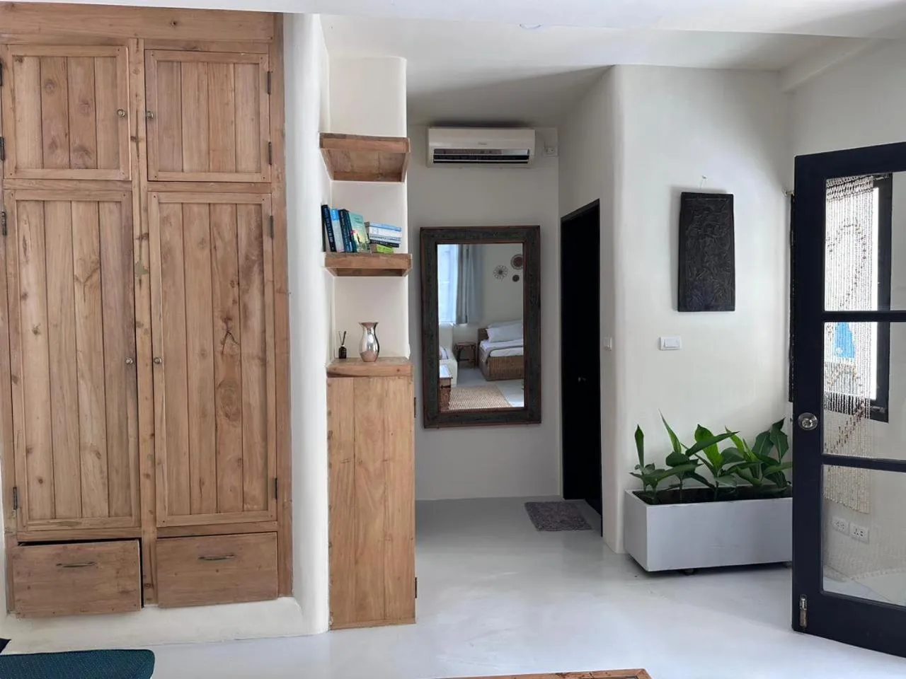 wardrobe in Parrots Boutique Resort