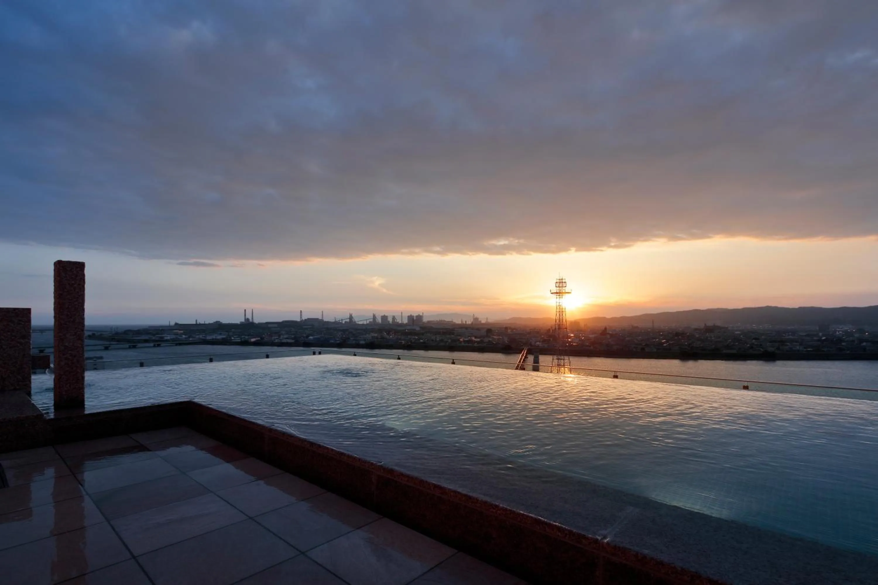 Open Air Bath in Candeo Hotels Nankai Wakayama
