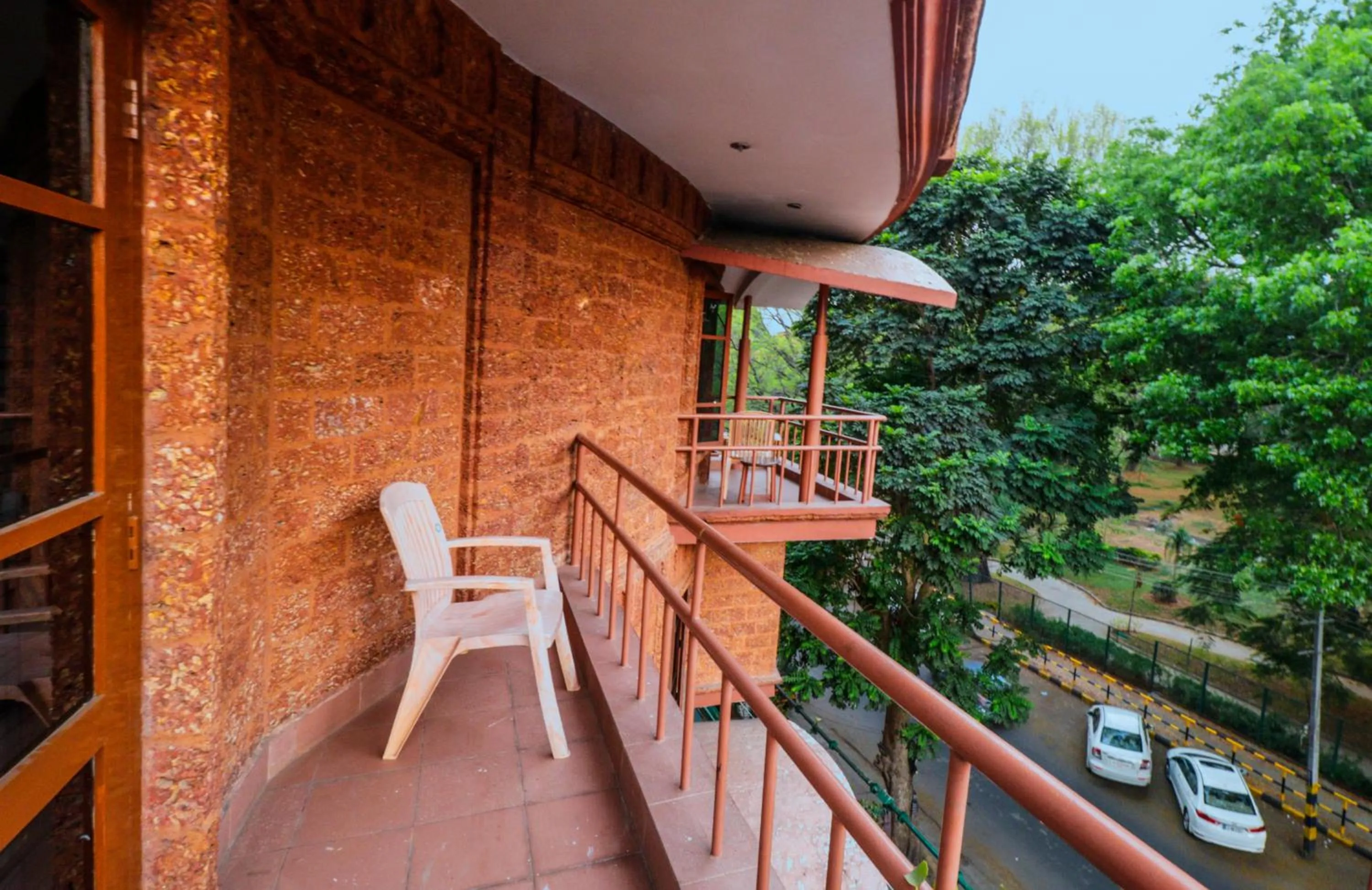 Balcony/Terrace in Parklane Hotel