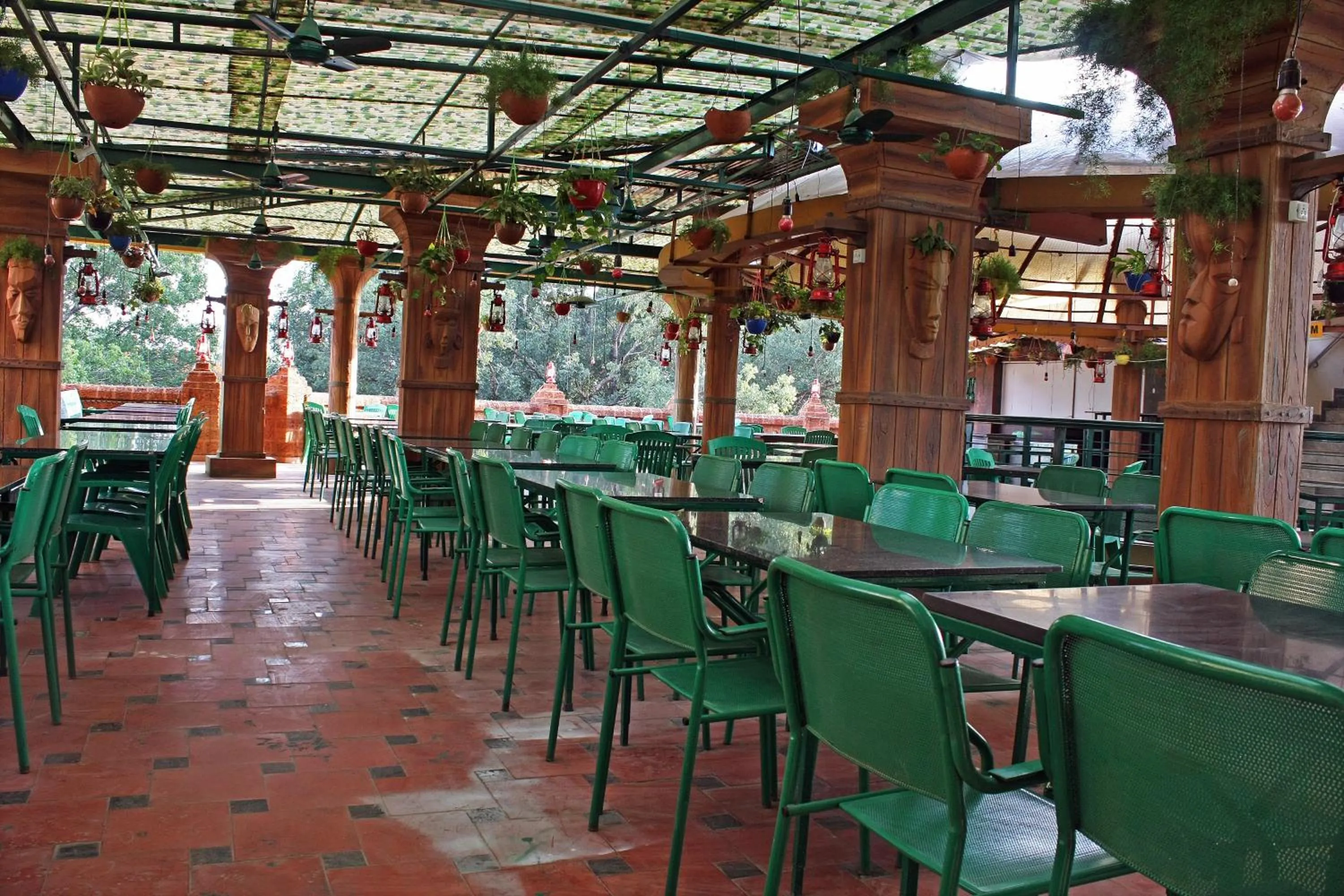 Balcony/Terrace in Parklane Hotel