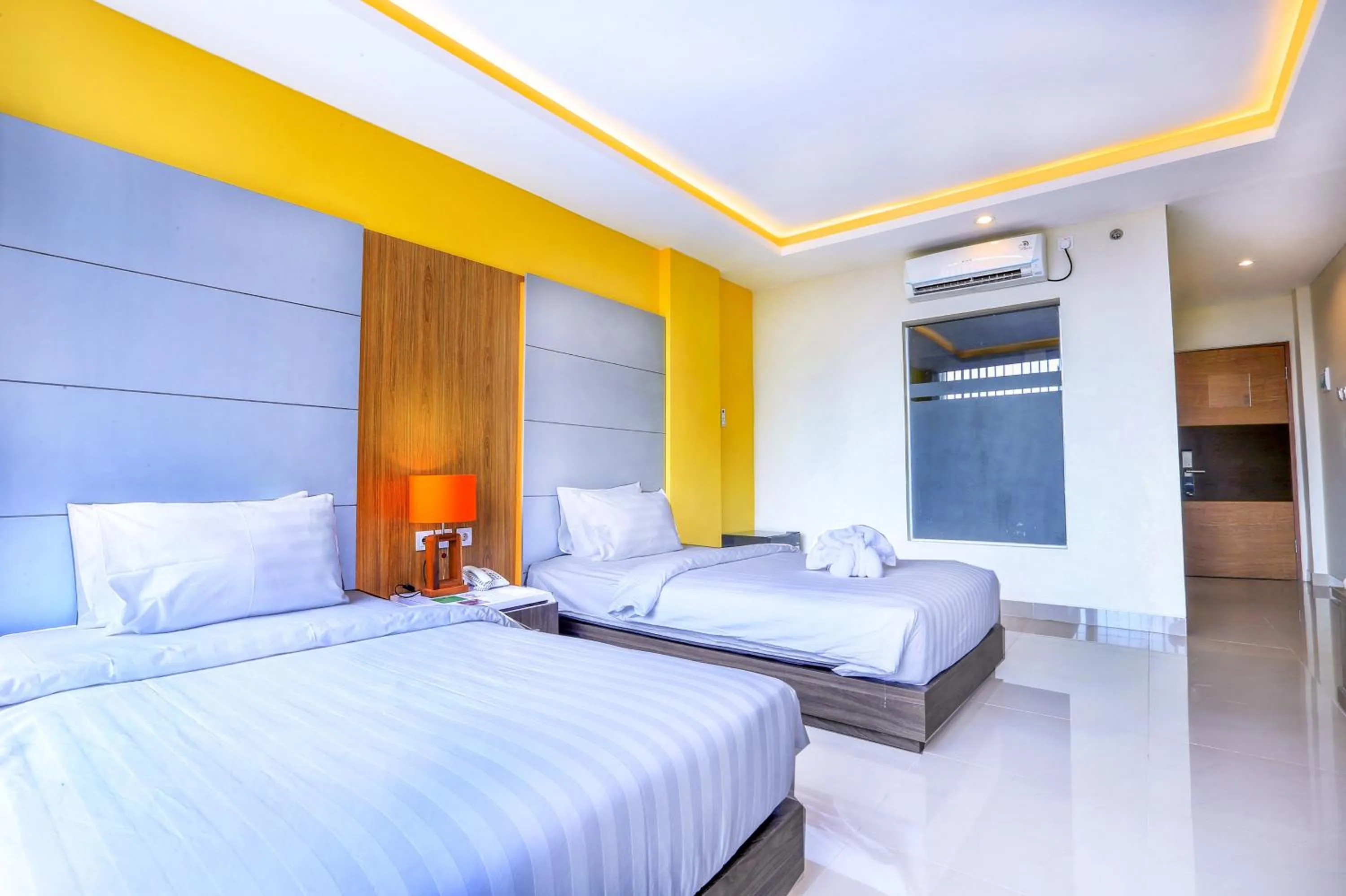 Bed in Canggu Dream Village Hotel and Suites