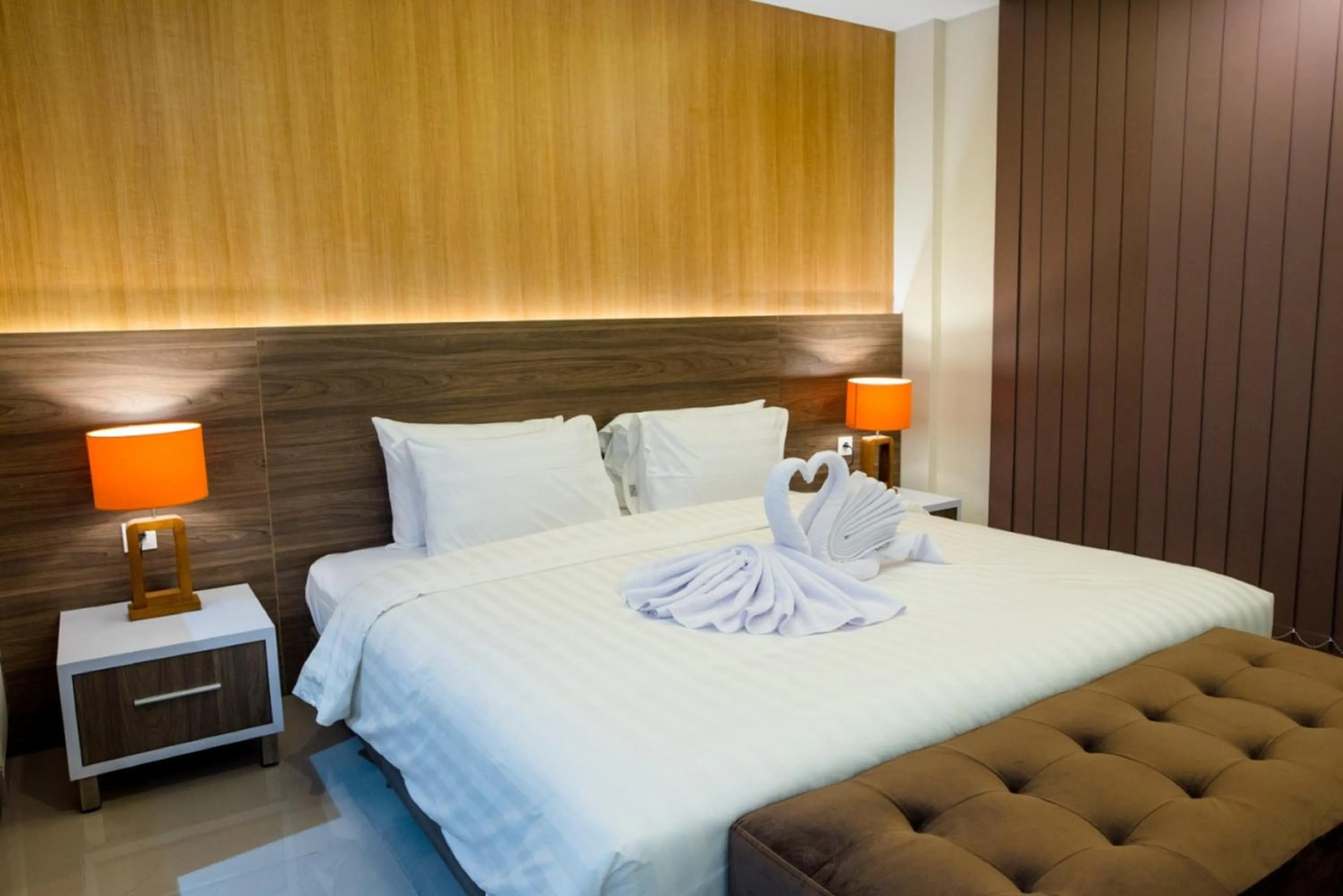 Bed in Canggu Dream Village Hotel and Suites